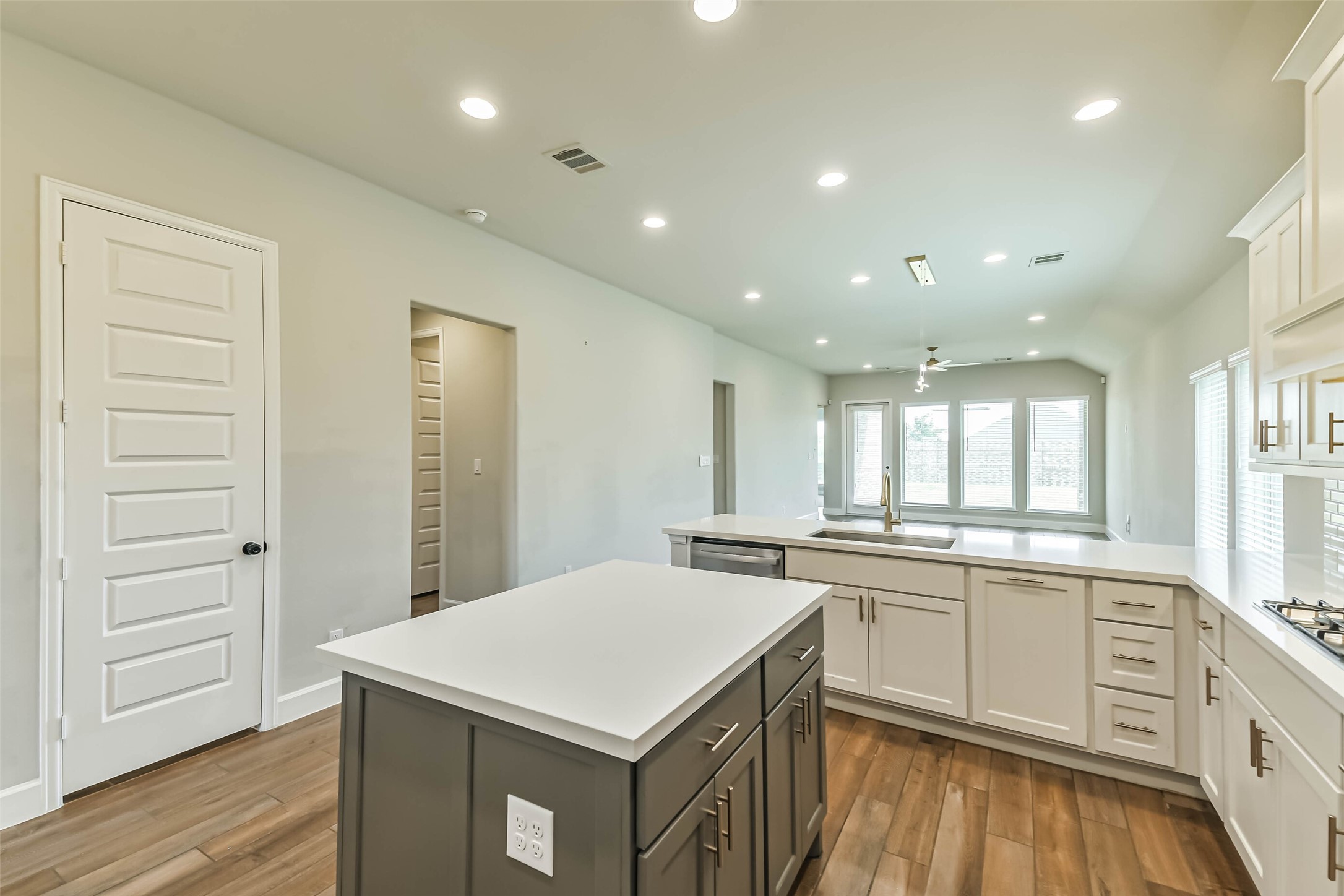 18903 Brego Lane Property Photo 15