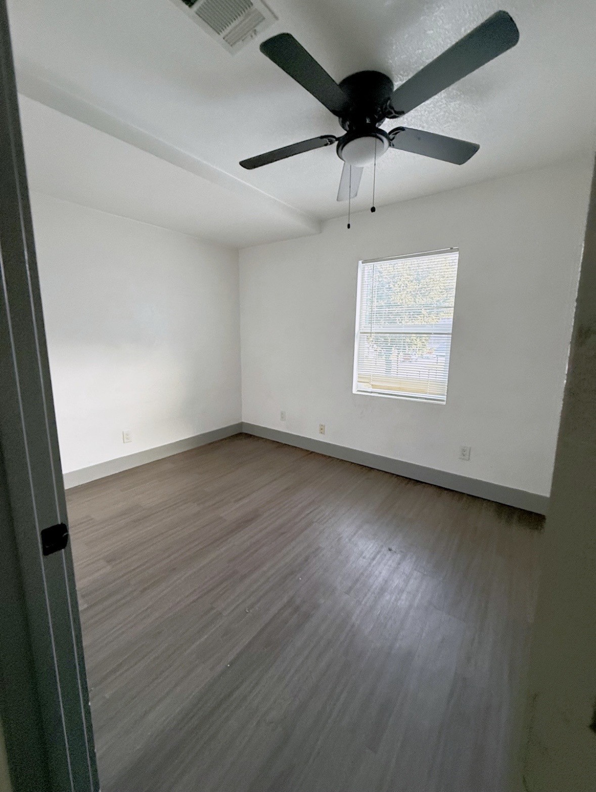 3415 Jackson Street 3 Property Photo 5