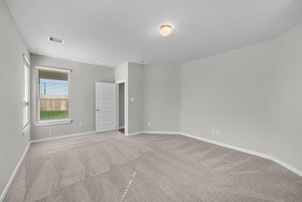 500 Fire Mountain Drive Property Photo 14