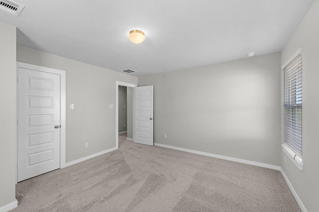 500 Fire Mountain Drive Property Photo 29