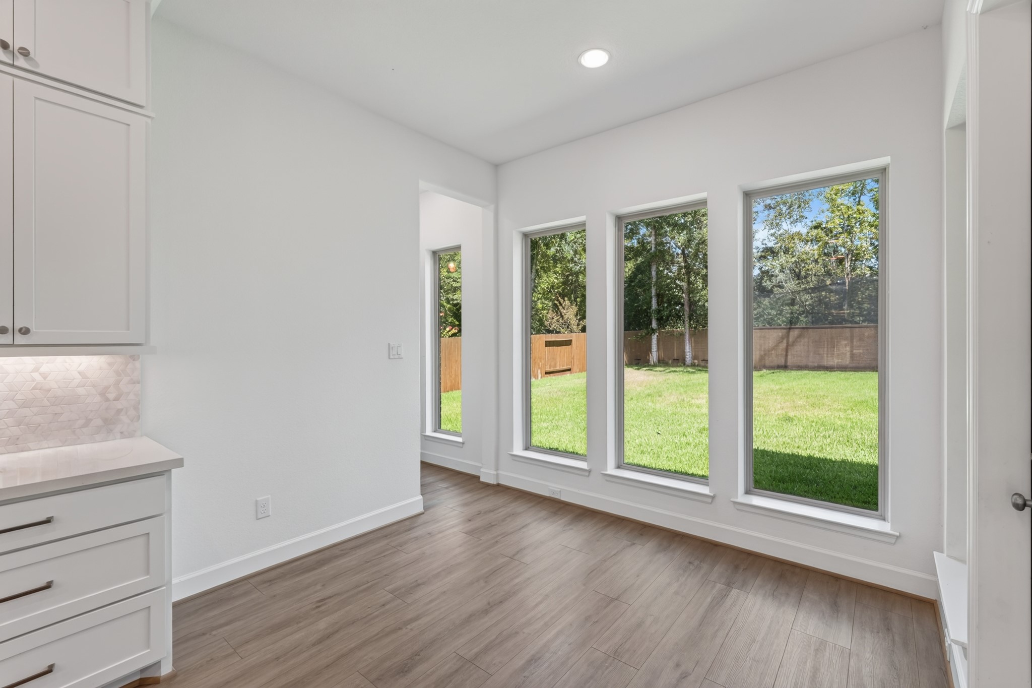 413 Brackendale Court Property Photo 15