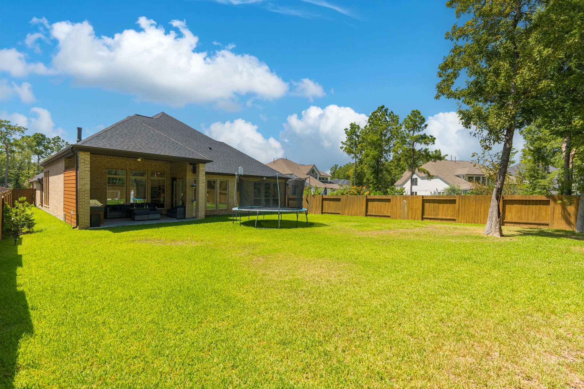 413 Brackendale Court Property Photo 28