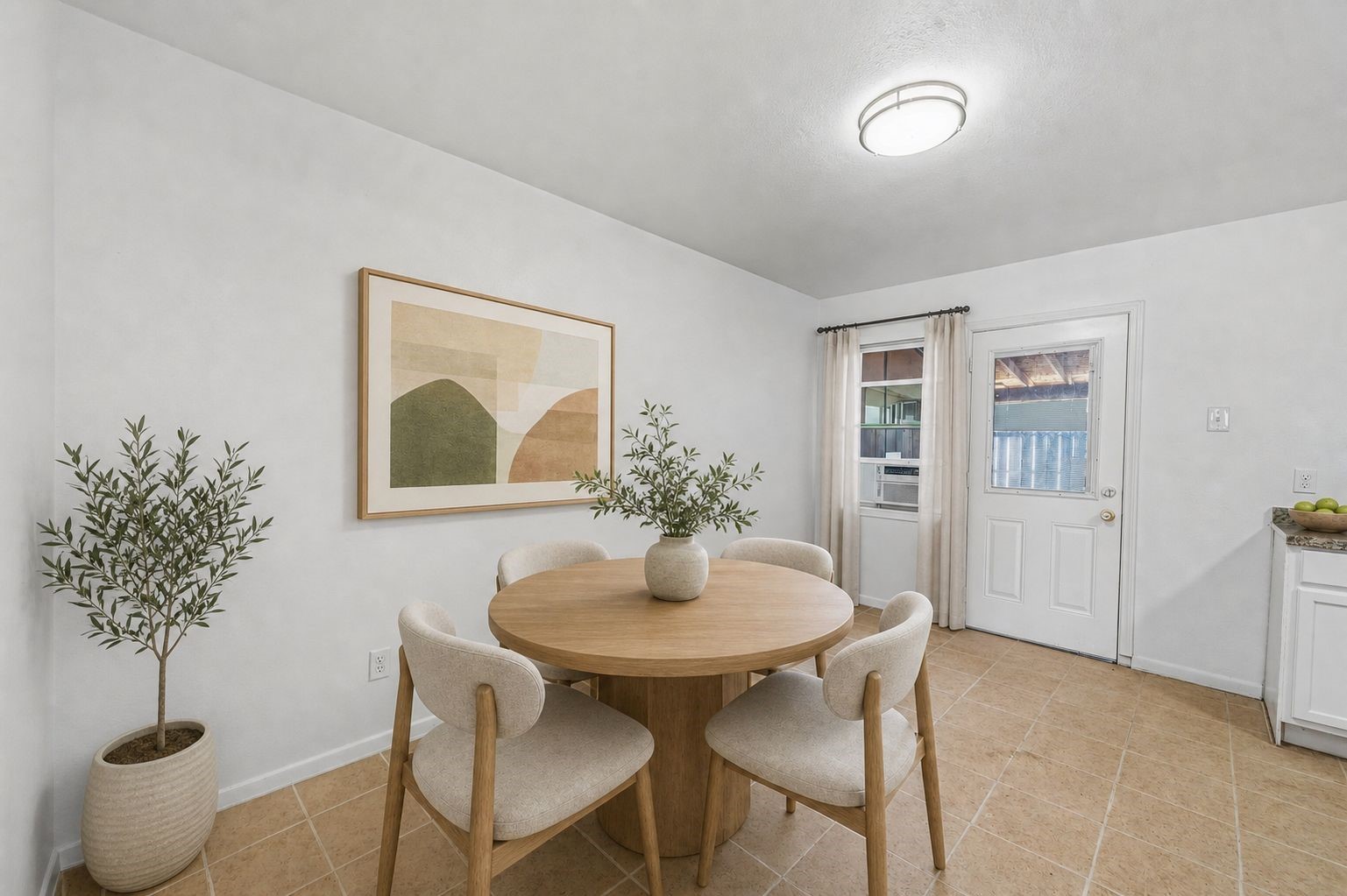 12054 Beechnut Street Property Photo 4