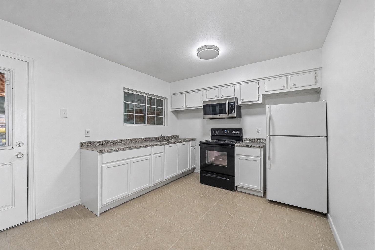 12054 Beechnut Street Property Photo 6
