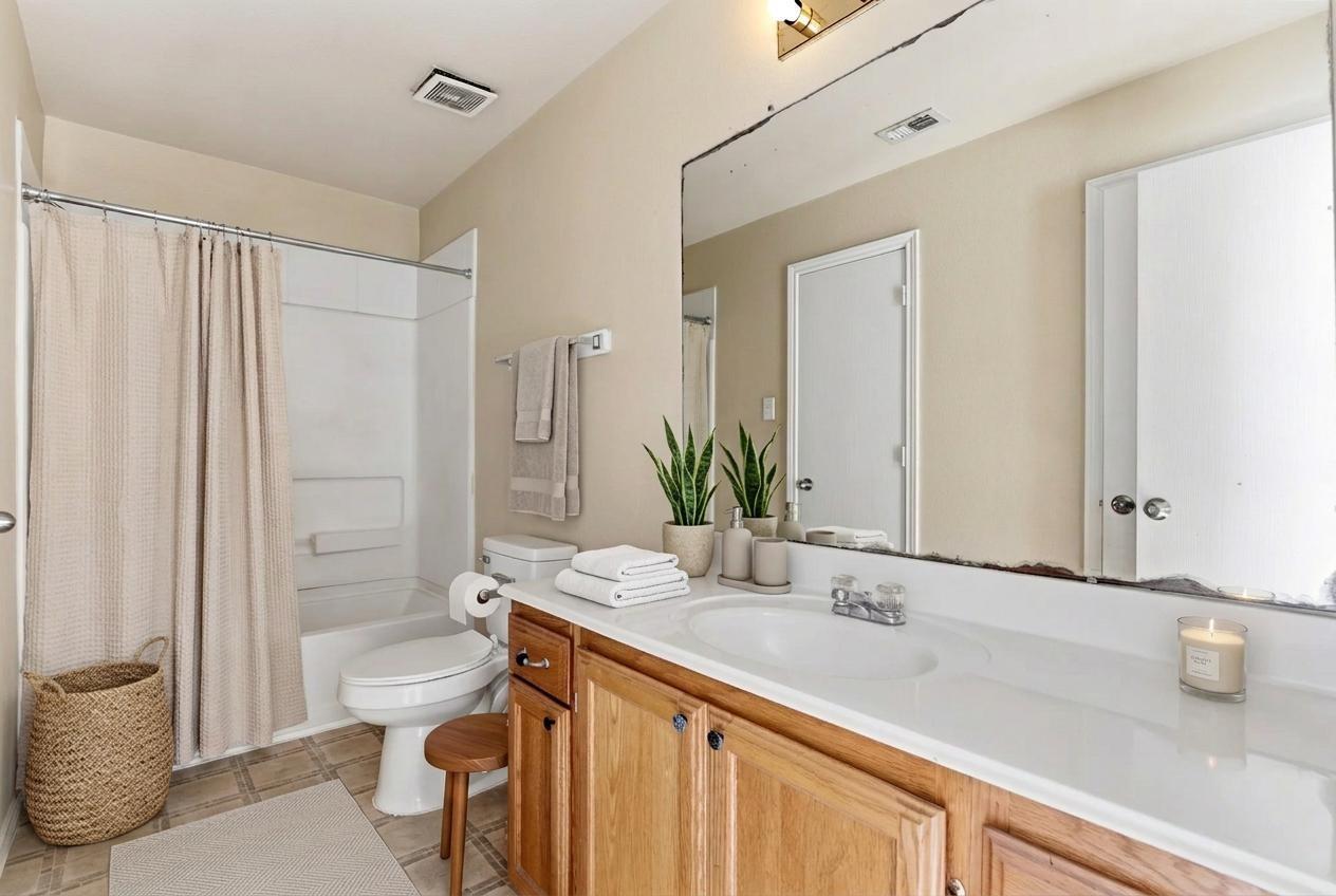 3910 Ridge Canyon Road, Baytown Tx 77521 Property Photo 8