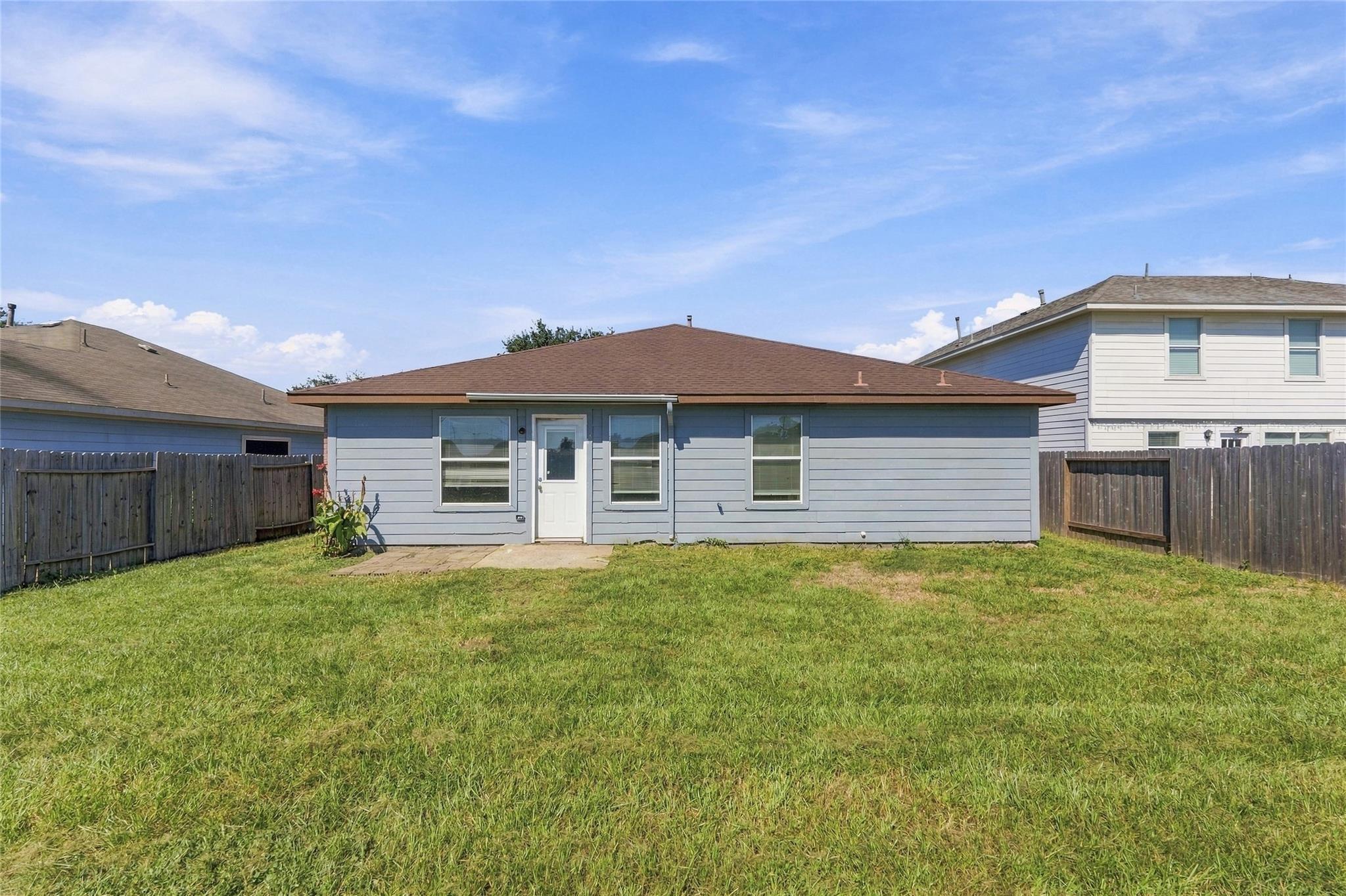 3910 Ridge Canyon Road, Baytown Tx 77521 Property Photo 13
