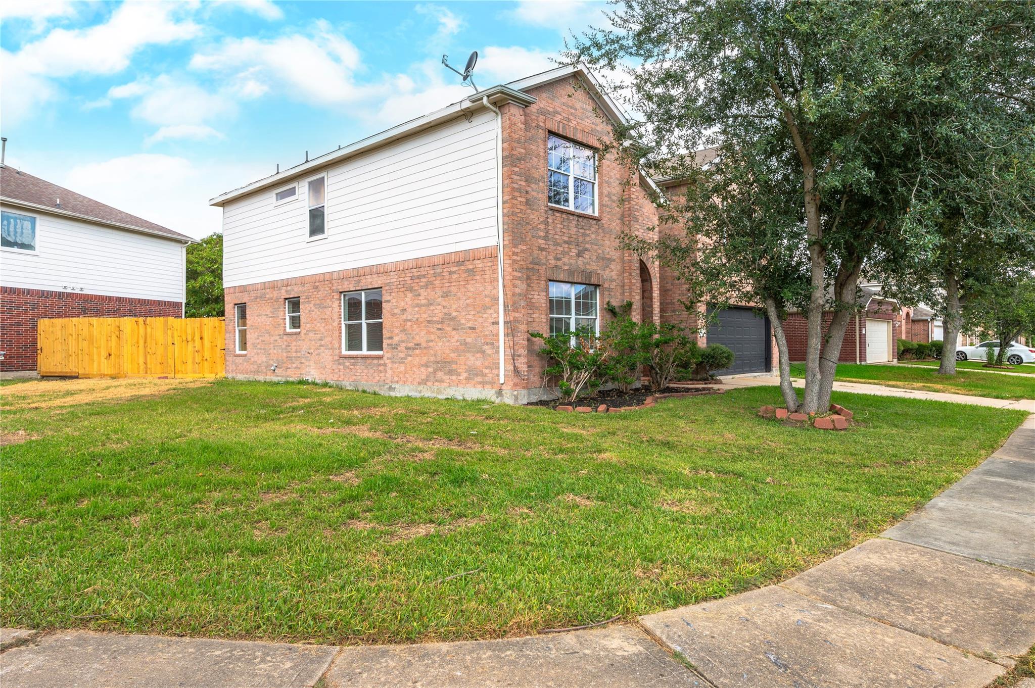 4503 Regal Drive, Baytown Tx 77521 Property Photo 3