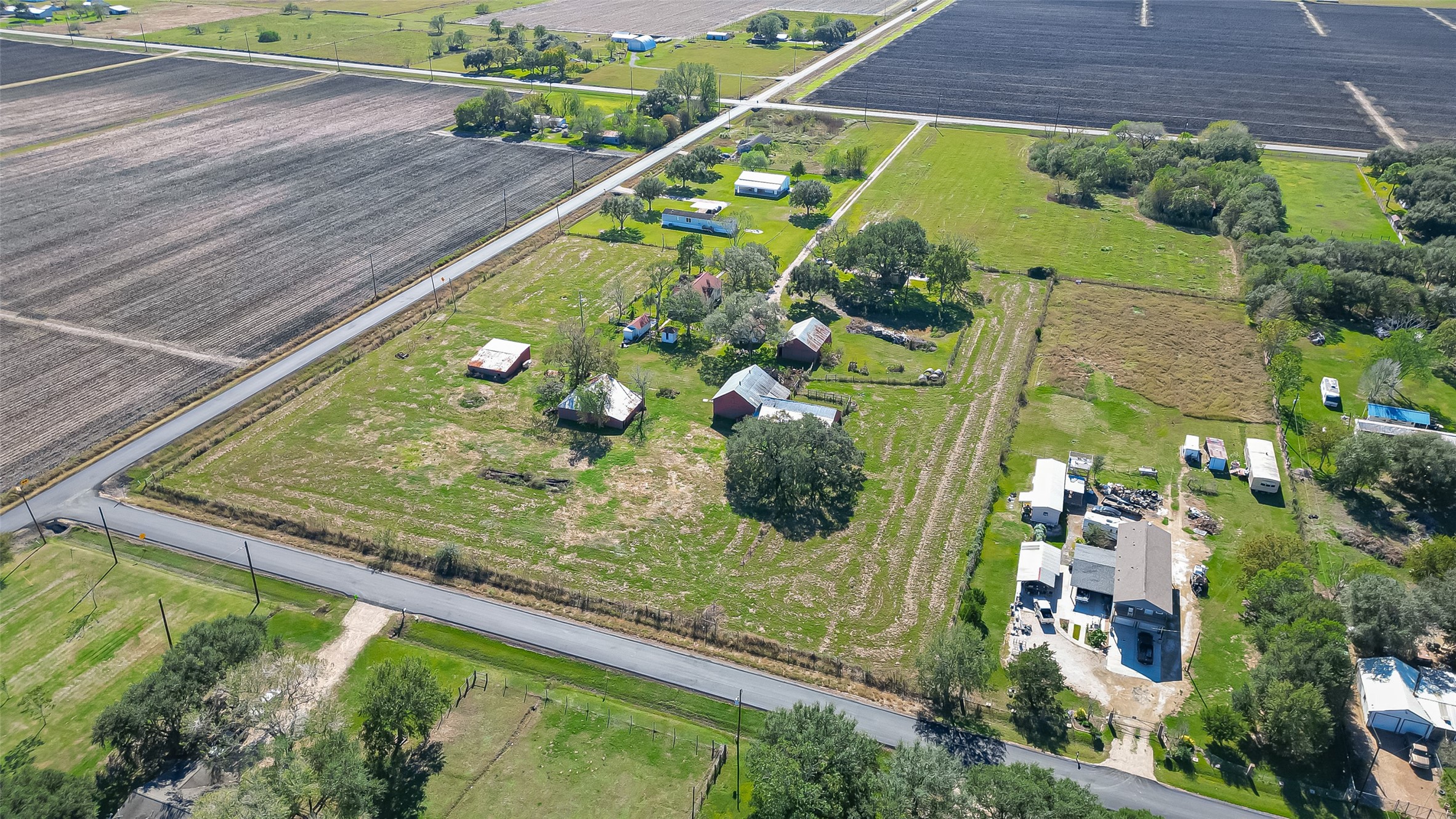 3415 Fm 360 Road Property Photo 46