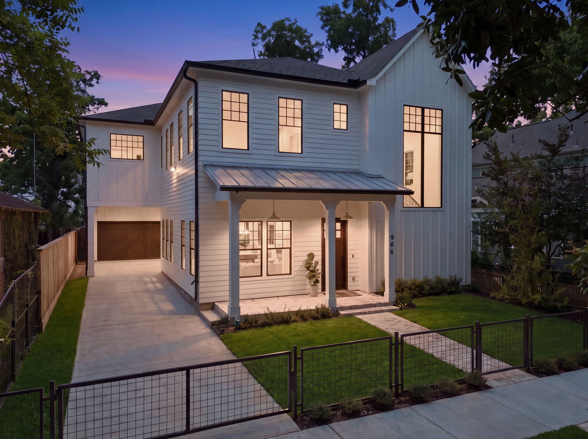 906 Bayland Avenue Property Photo 1