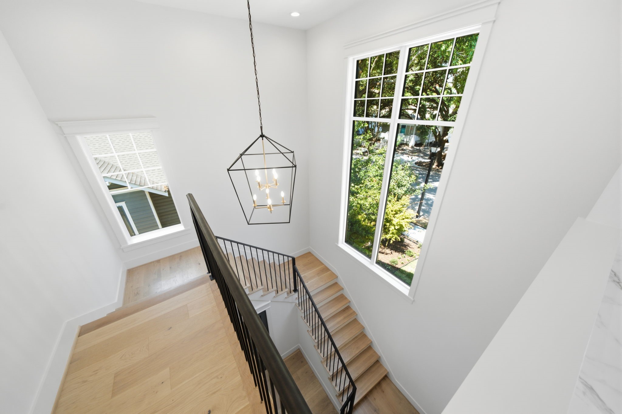 906 Bayland Avenue Property Photo 16