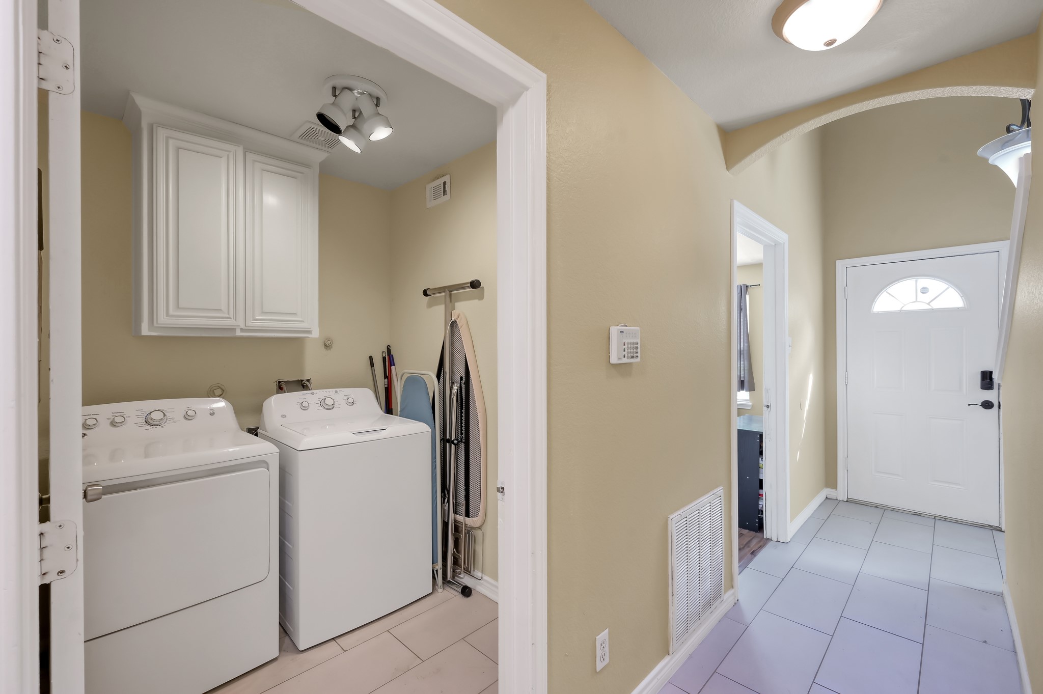 125 Pine Street Property Photo 36