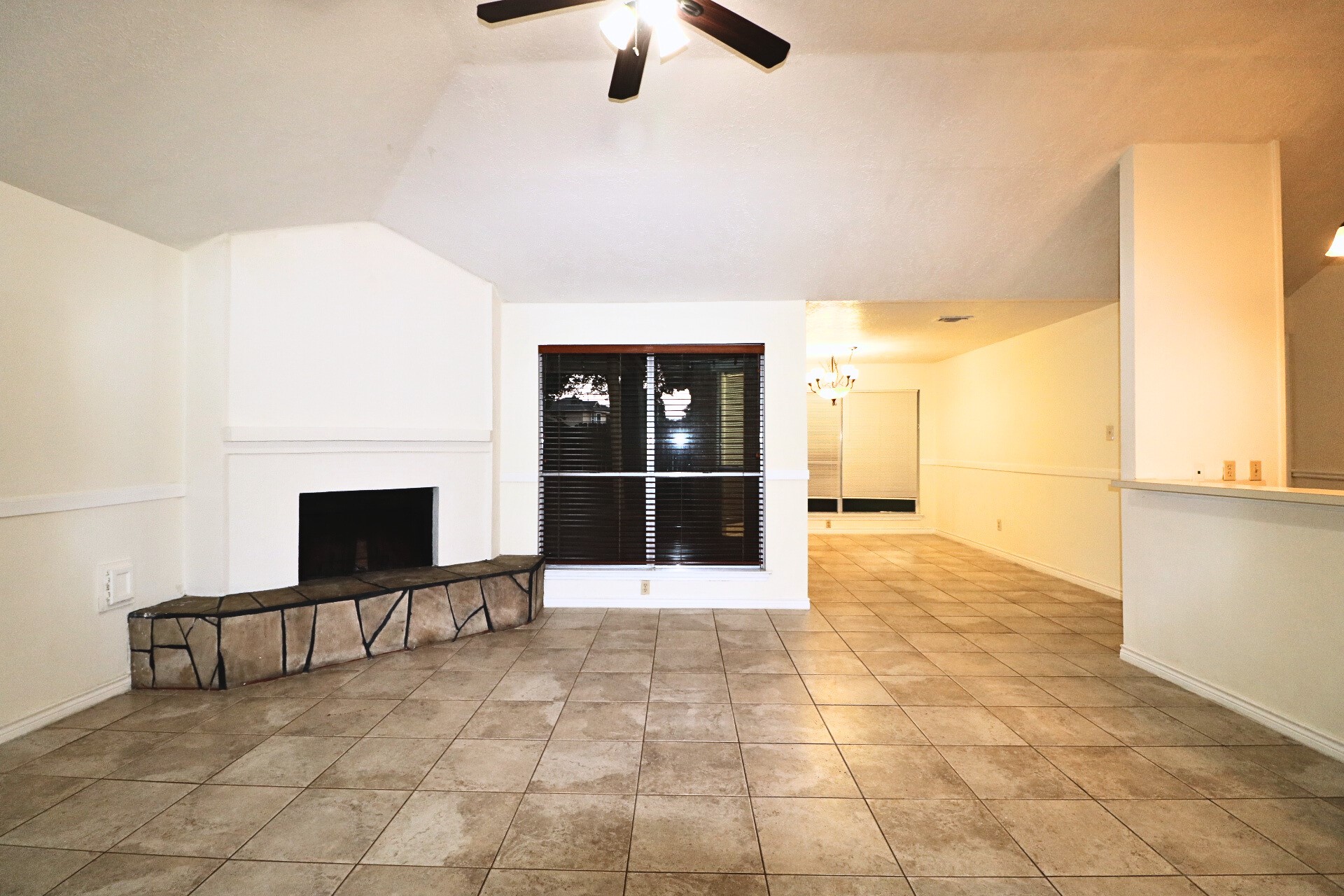 16322 Ginger Run Way Property Photo 6