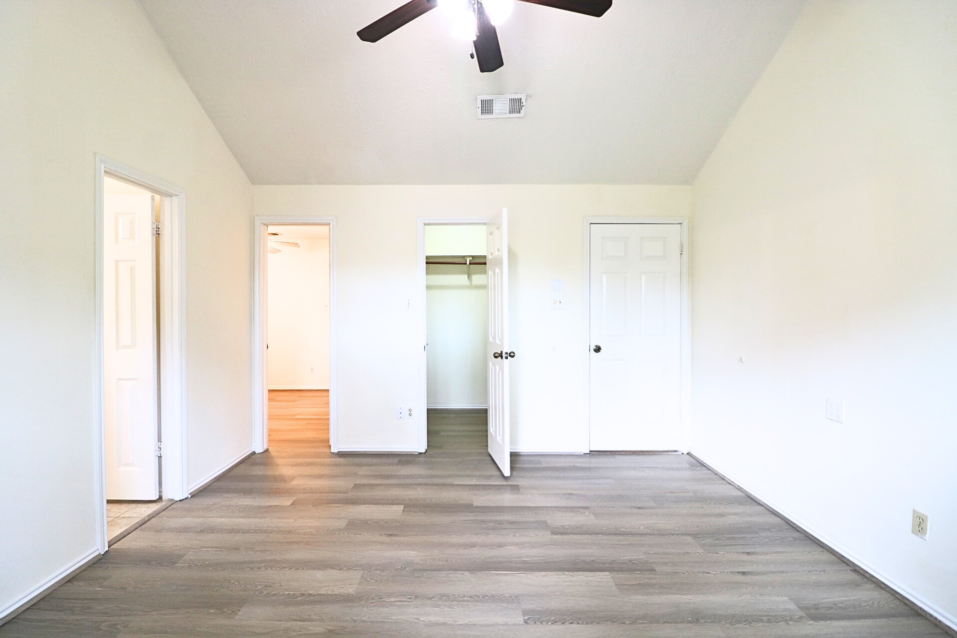 16322 Ginger Run Way Property Photo 12