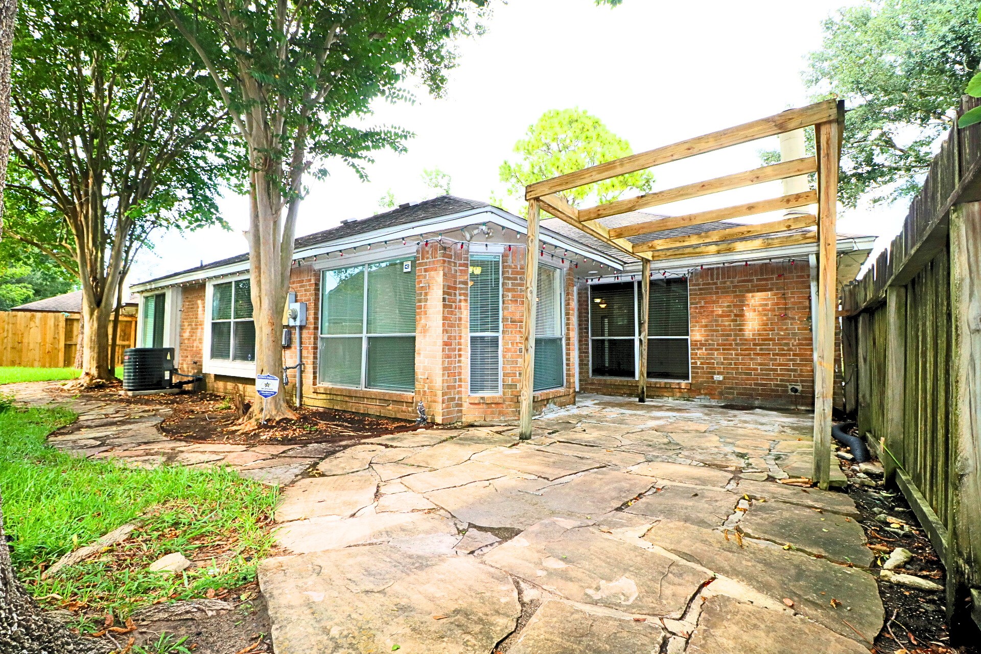 16322 Ginger Run Way Property Photo 23