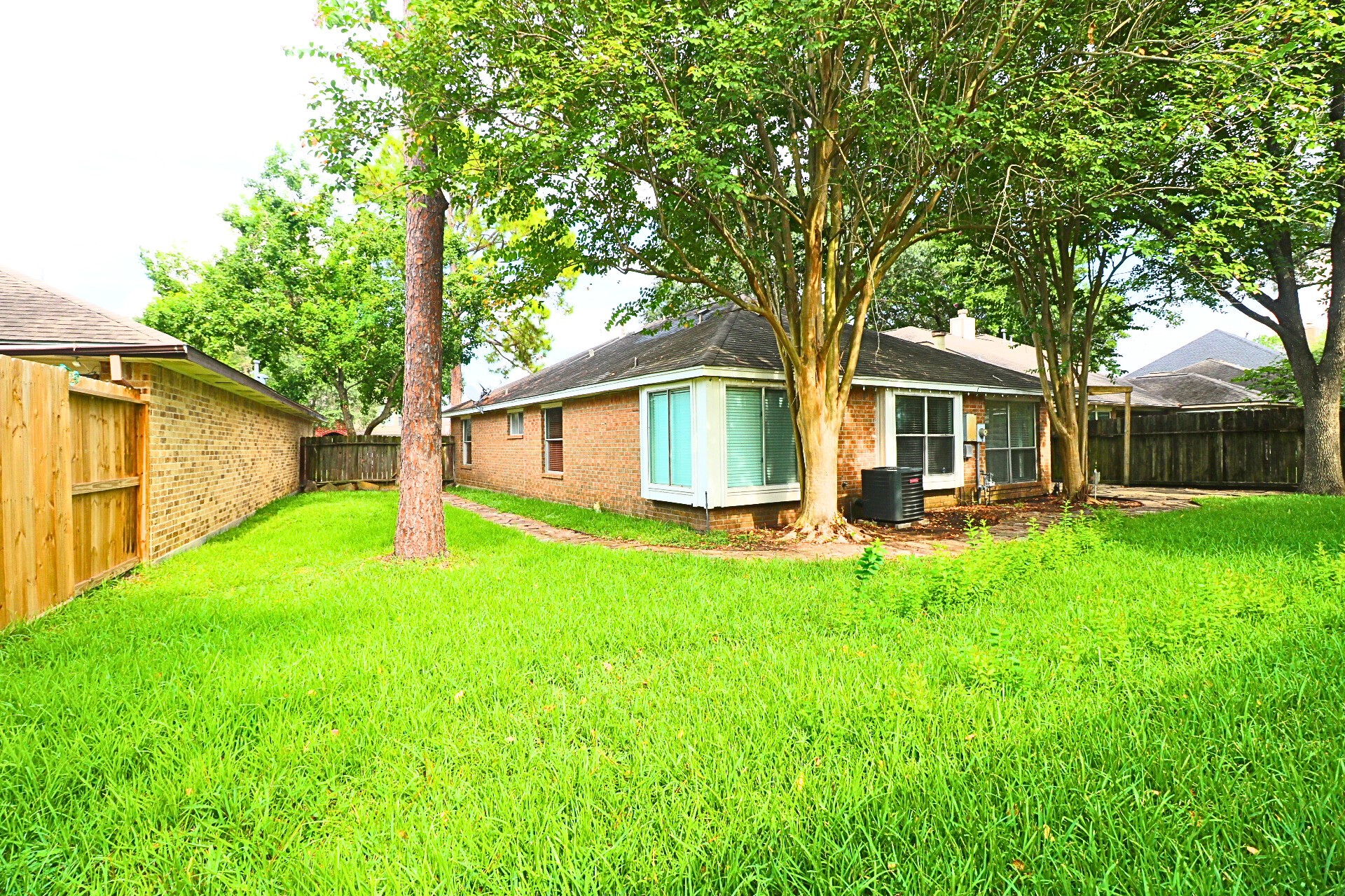 16322 Ginger Run Way Property Photo 25