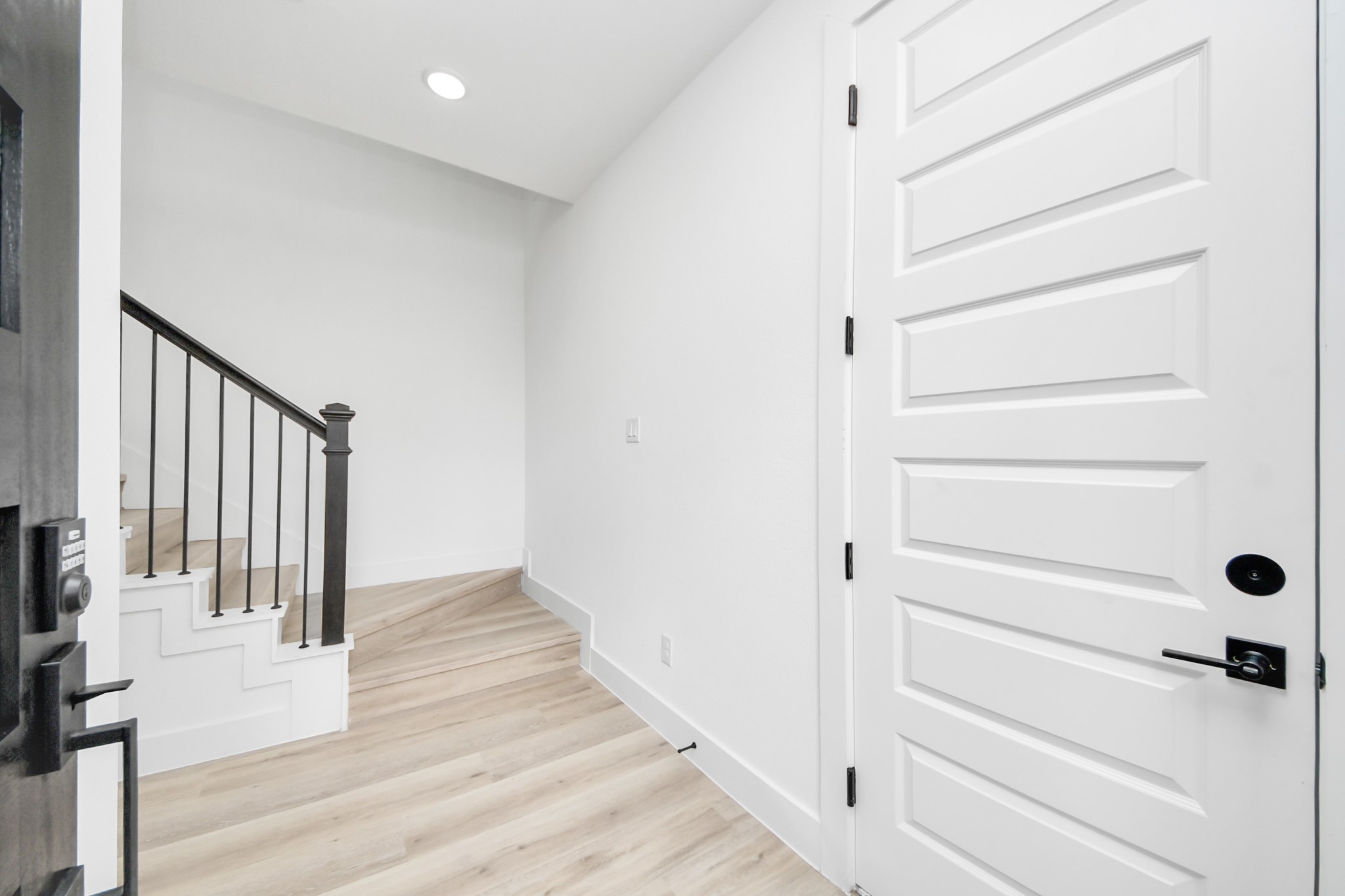 4410 Allen Street B Property Photo 6