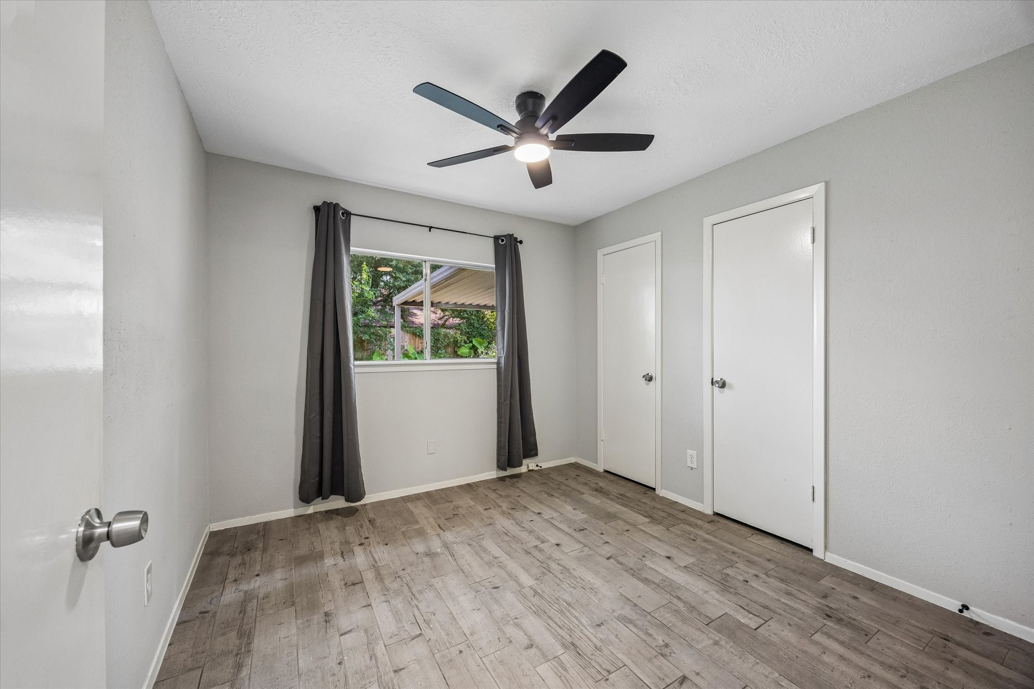 16723 Colony Bend Drive Property Photo 7