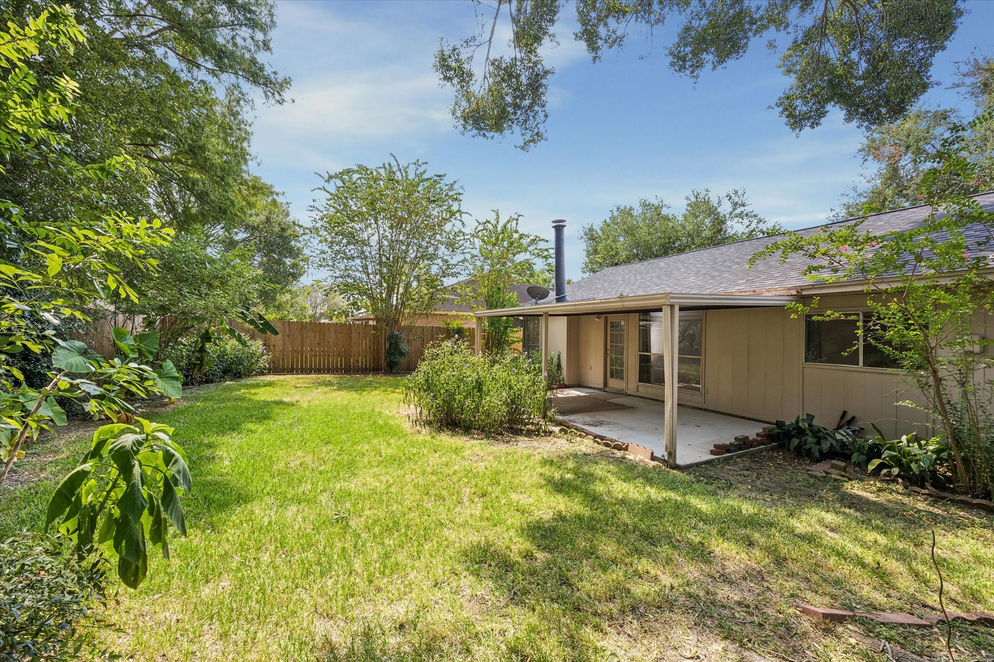 16723 Colony Bend Drive Property Photo 15