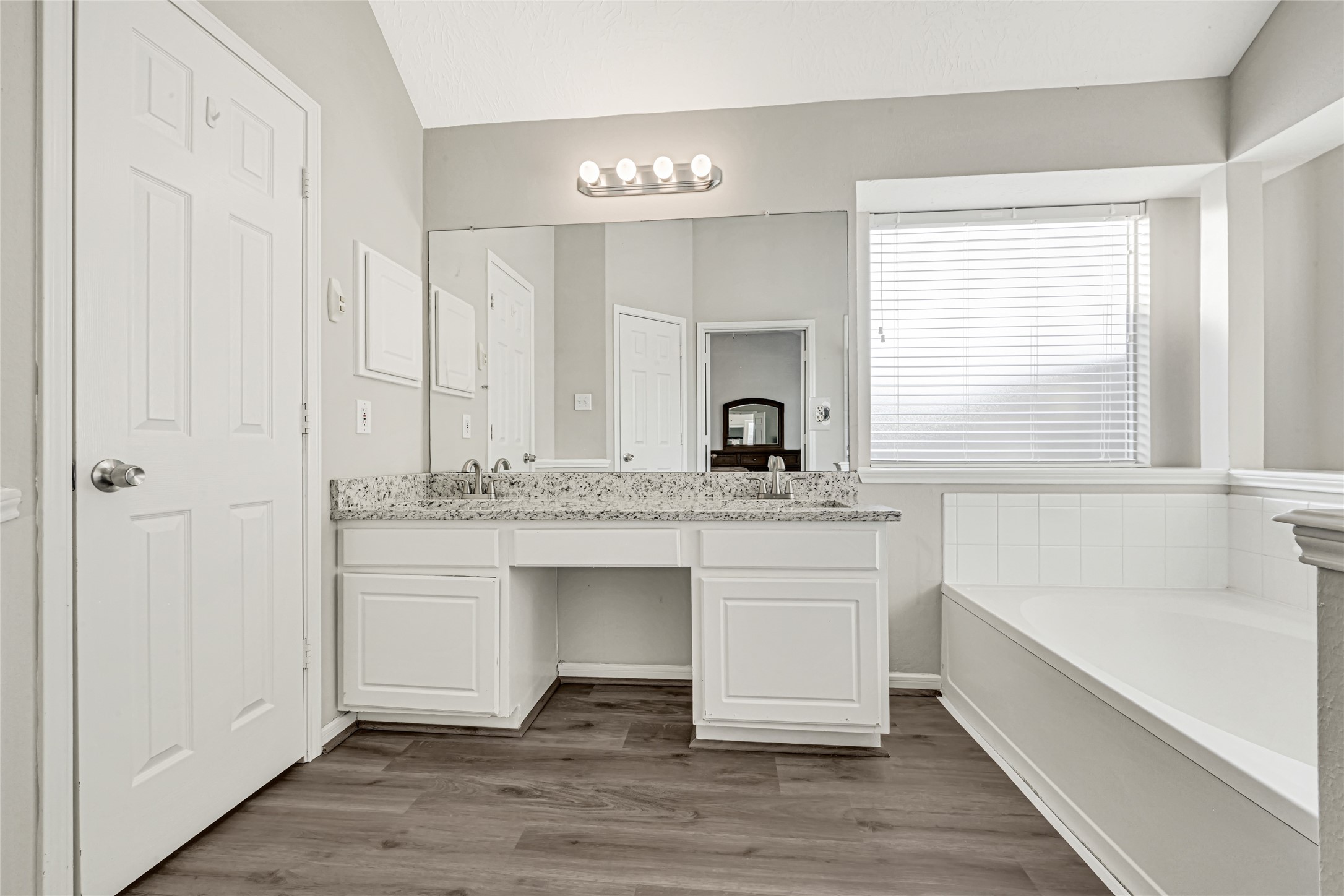 804 Cherry Blossom Drive Property Photo 16