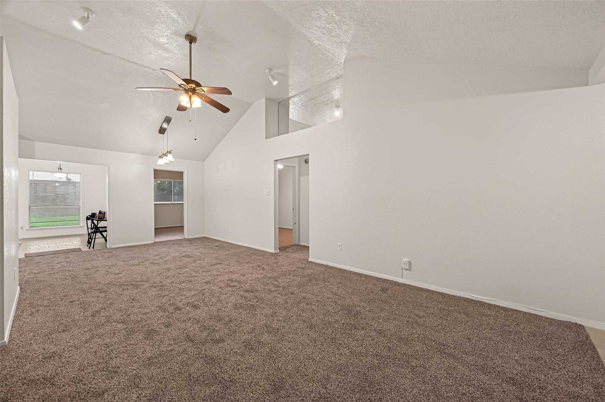 2714 S Brompton Drive Property Photo 11