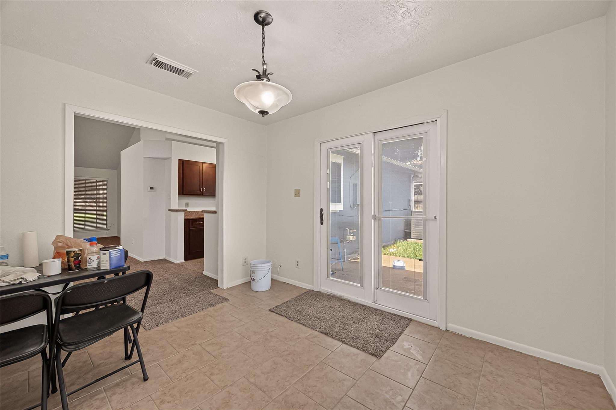 2714 S Brompton Drive Property Photo 13
