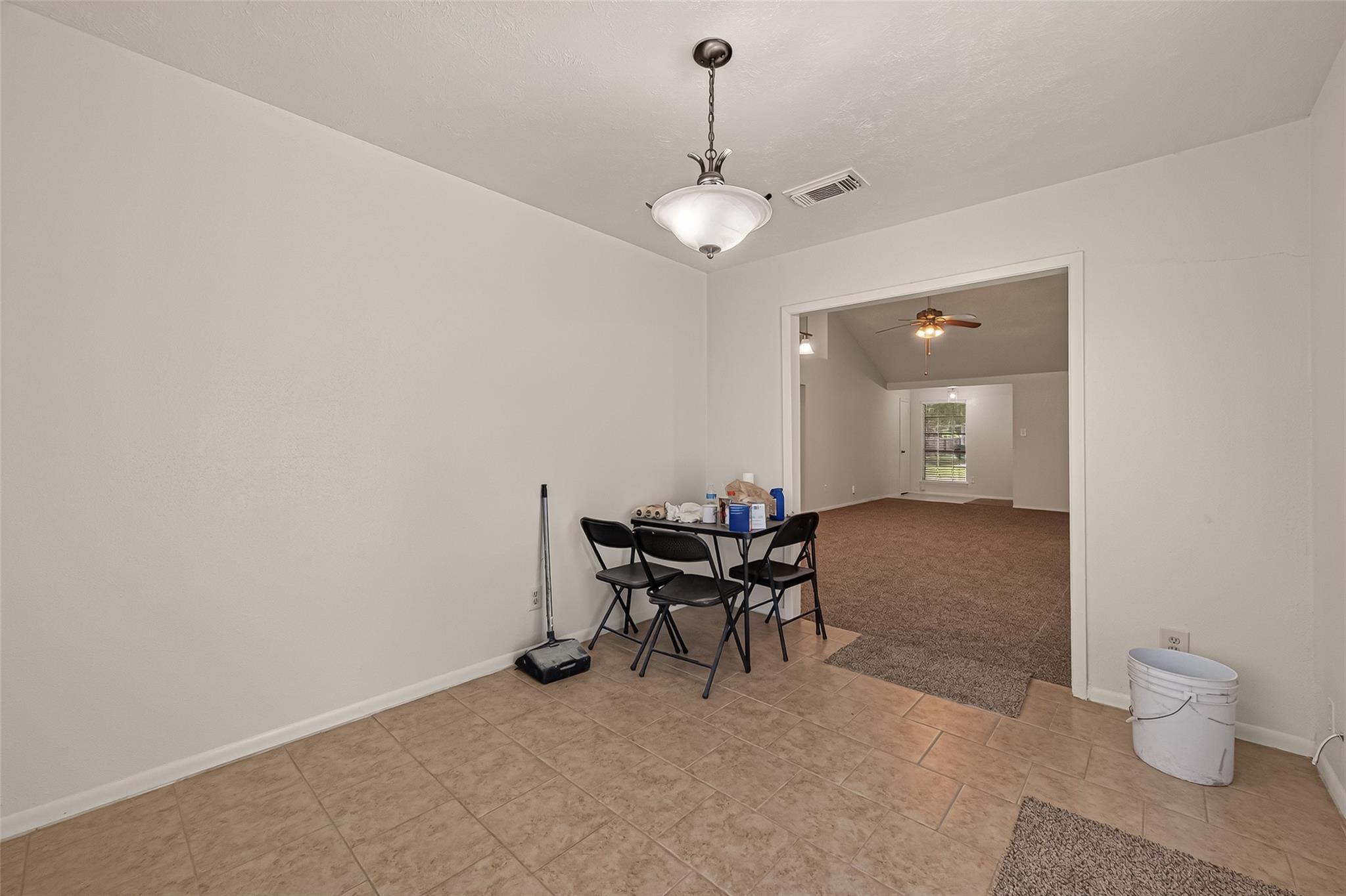 2714 S Brompton Drive Property Photo 14