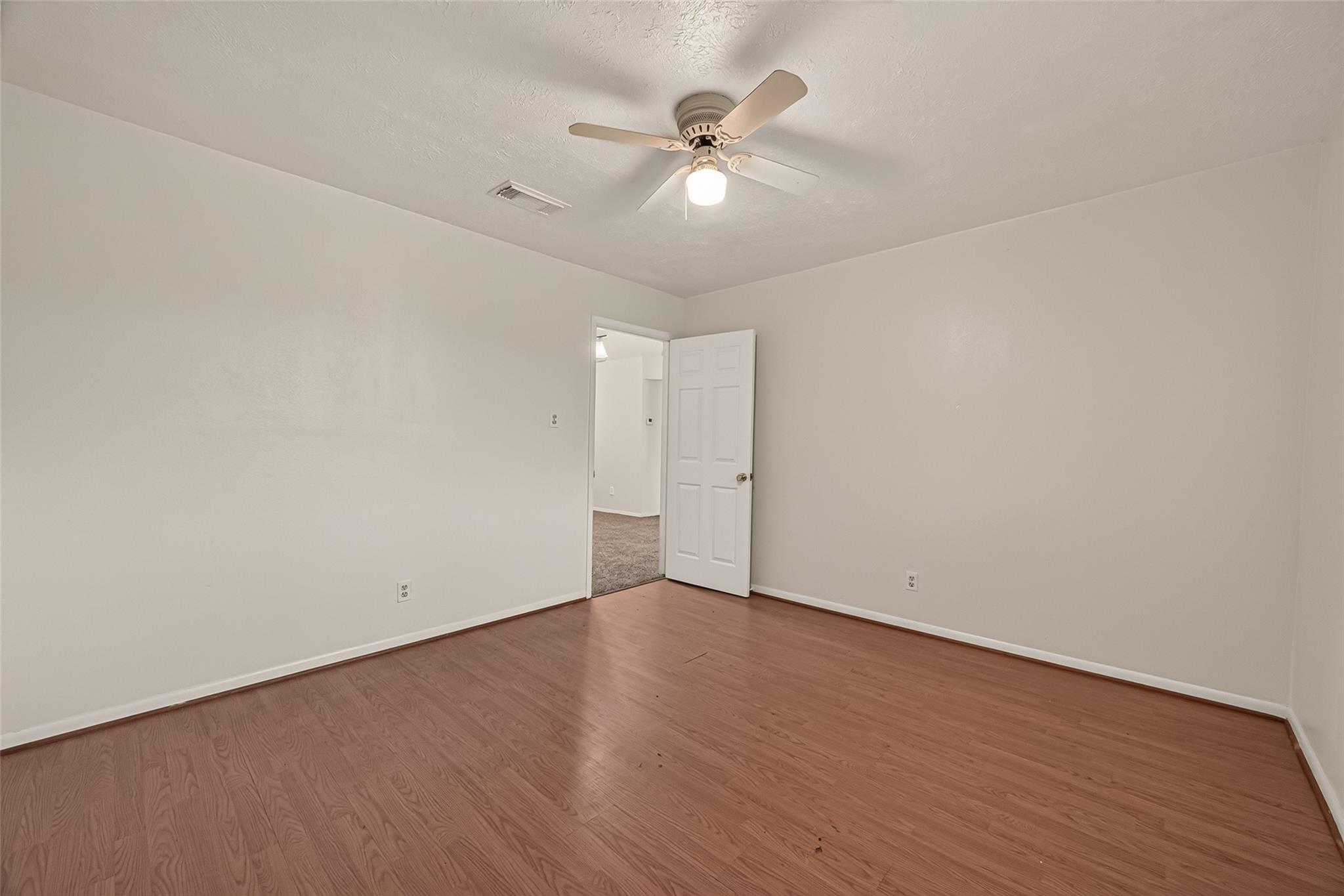 2714 S Brompton Drive Property Photo 22