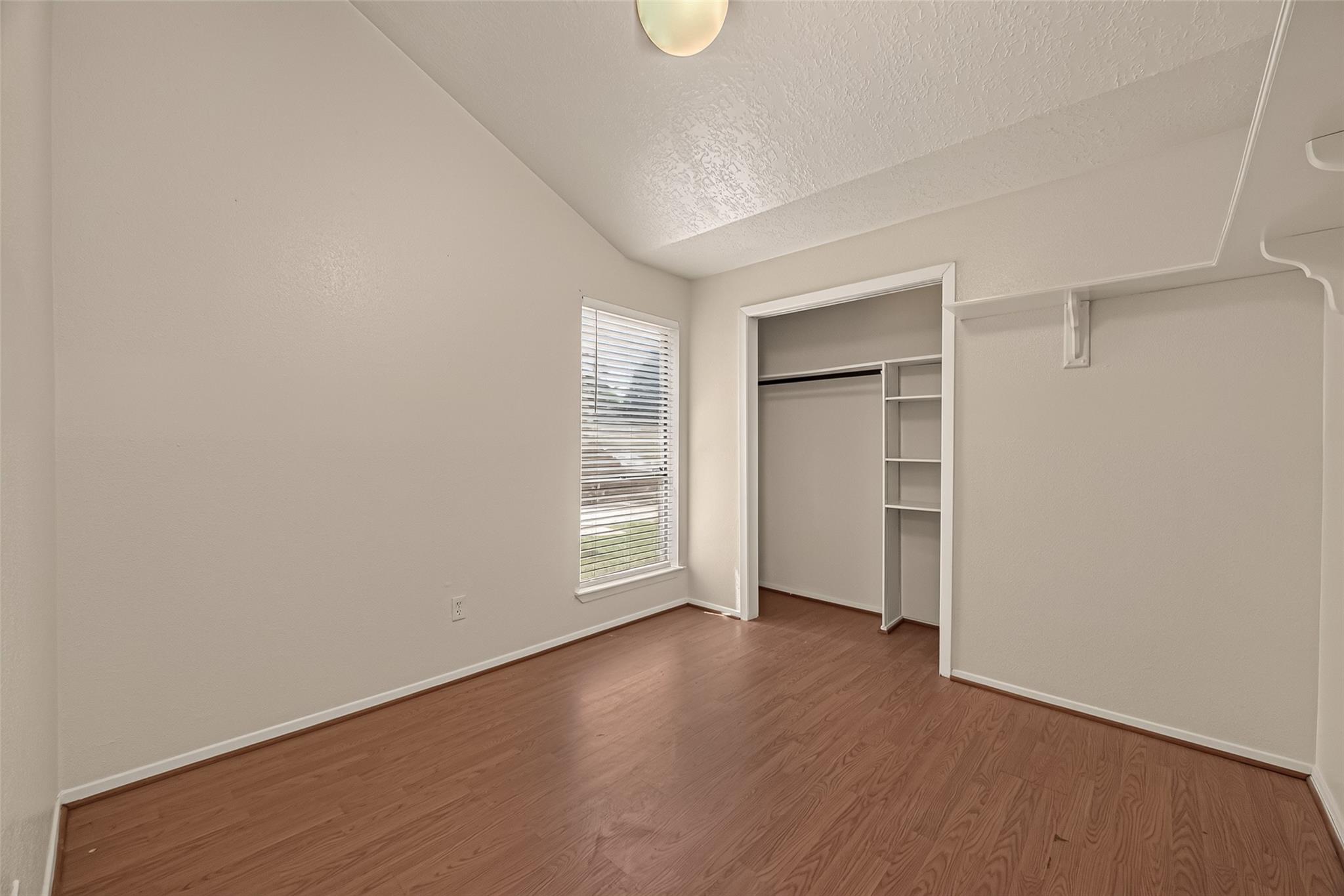 2714 S Brompton Drive Property Photo 23