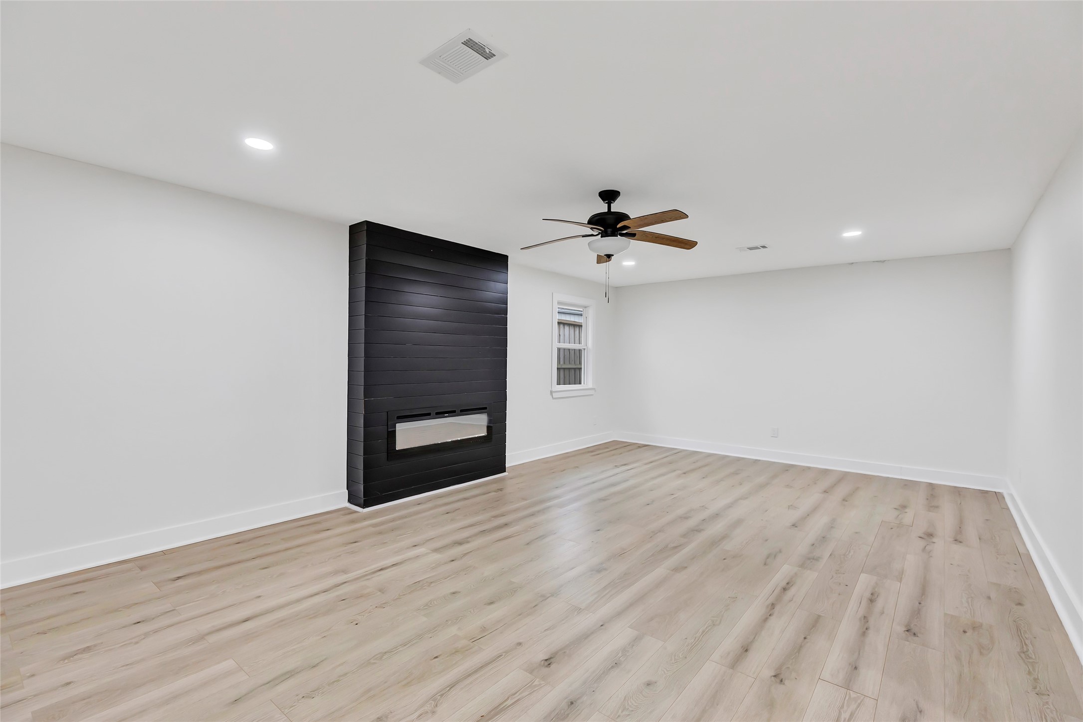 1623 Fawnhope Drive Property Photo 15