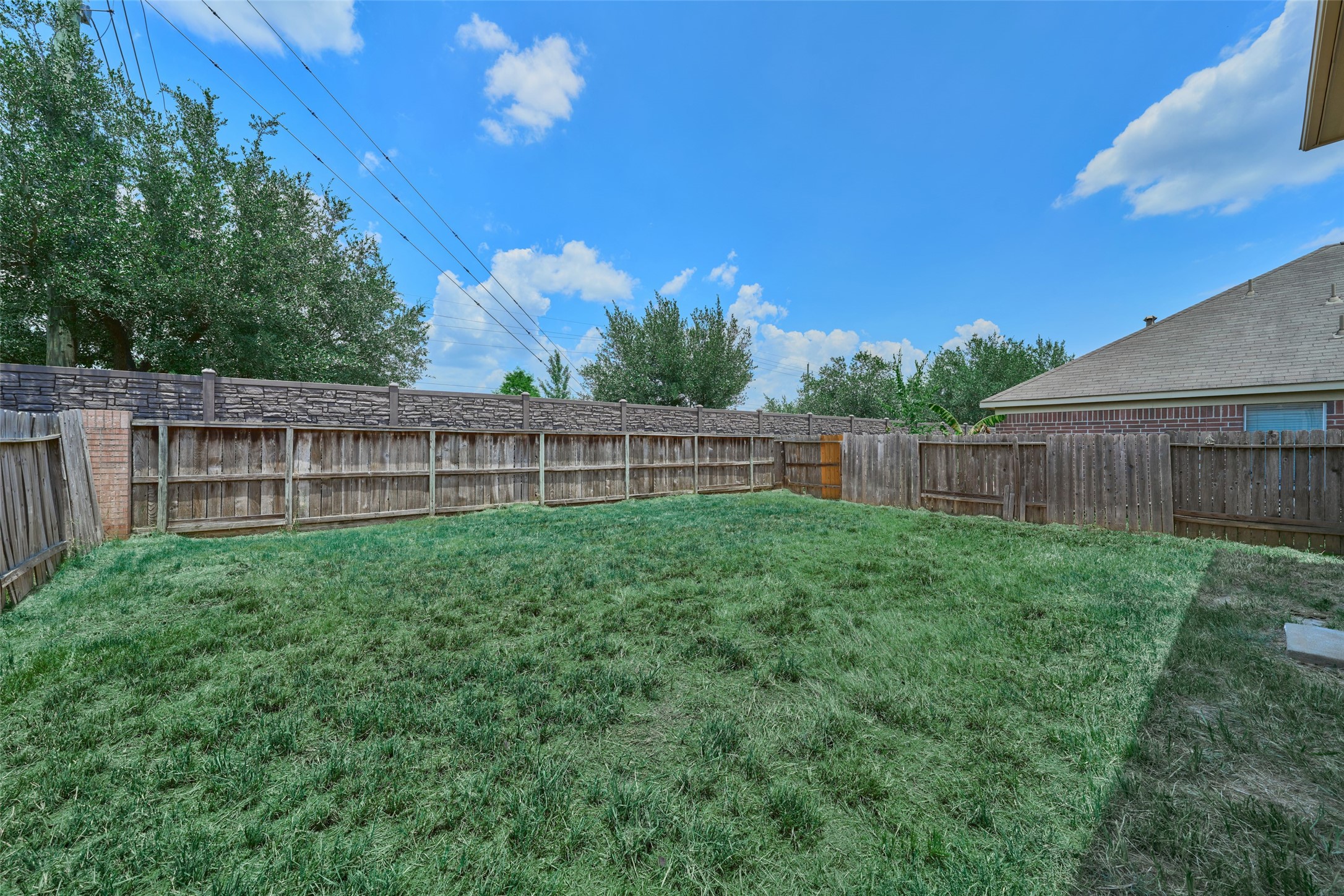18534 Alemarble Oak Street Property Photo 9