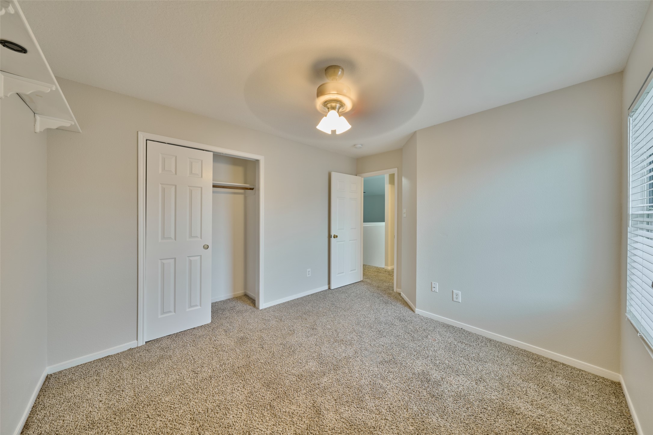 18534 Alemarble Oak Street Property Photo 10