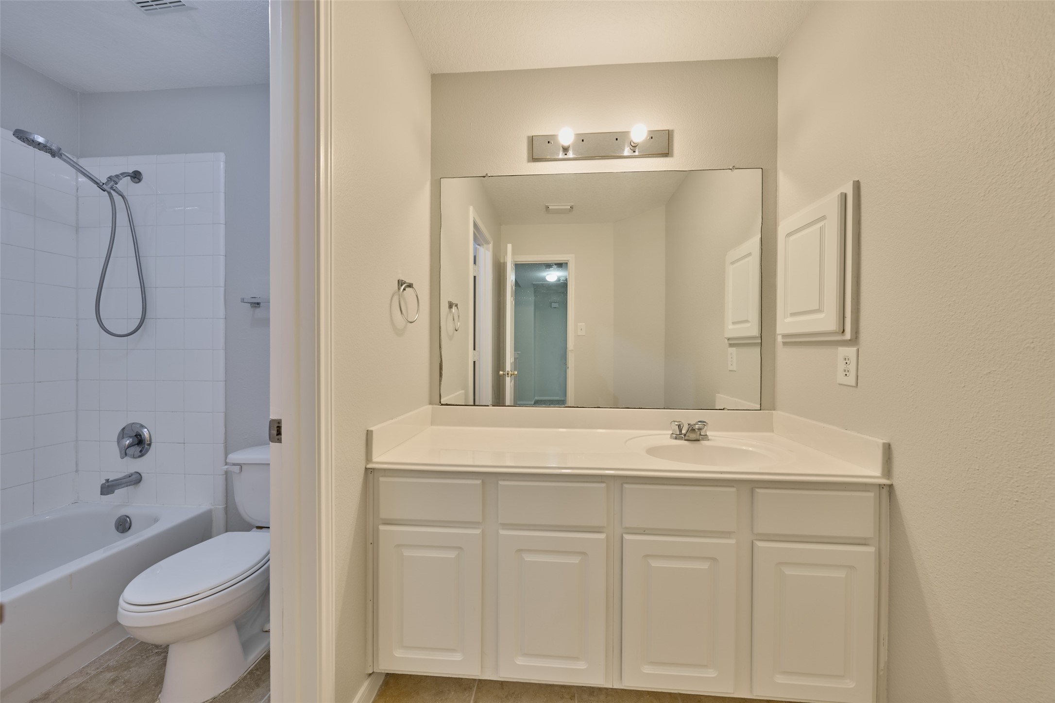 18534 Alemarble Oak Street Property Photo 11