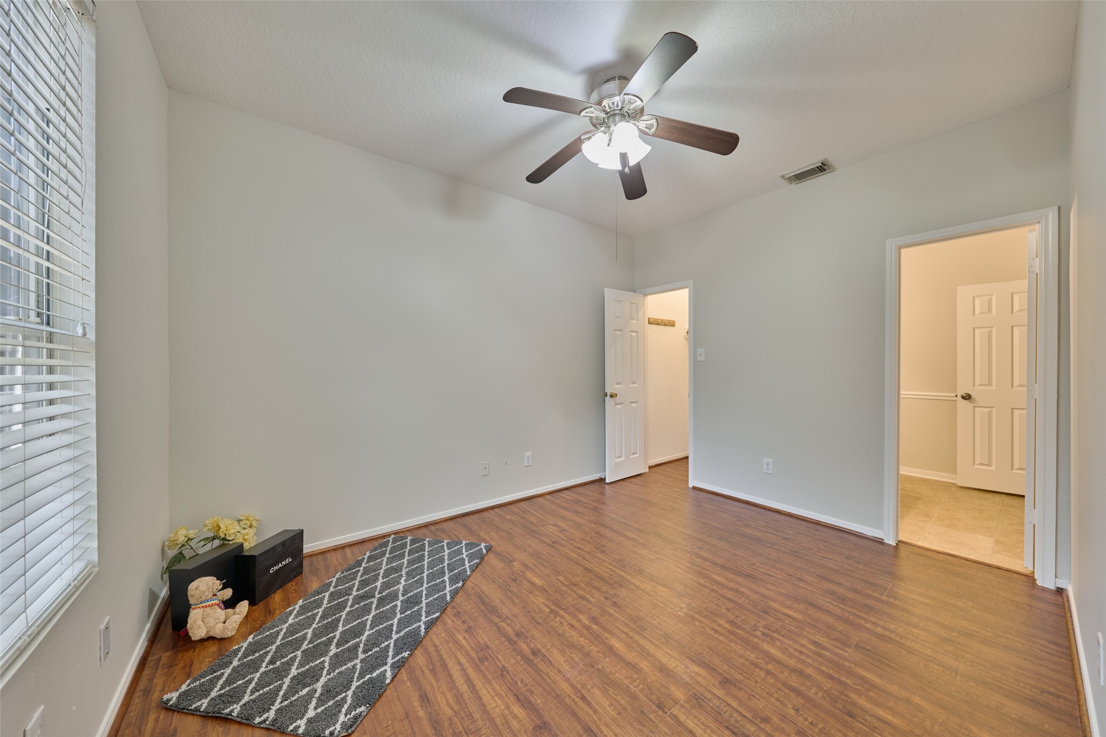 18534 Alemarble Oak Street Property Photo 27
