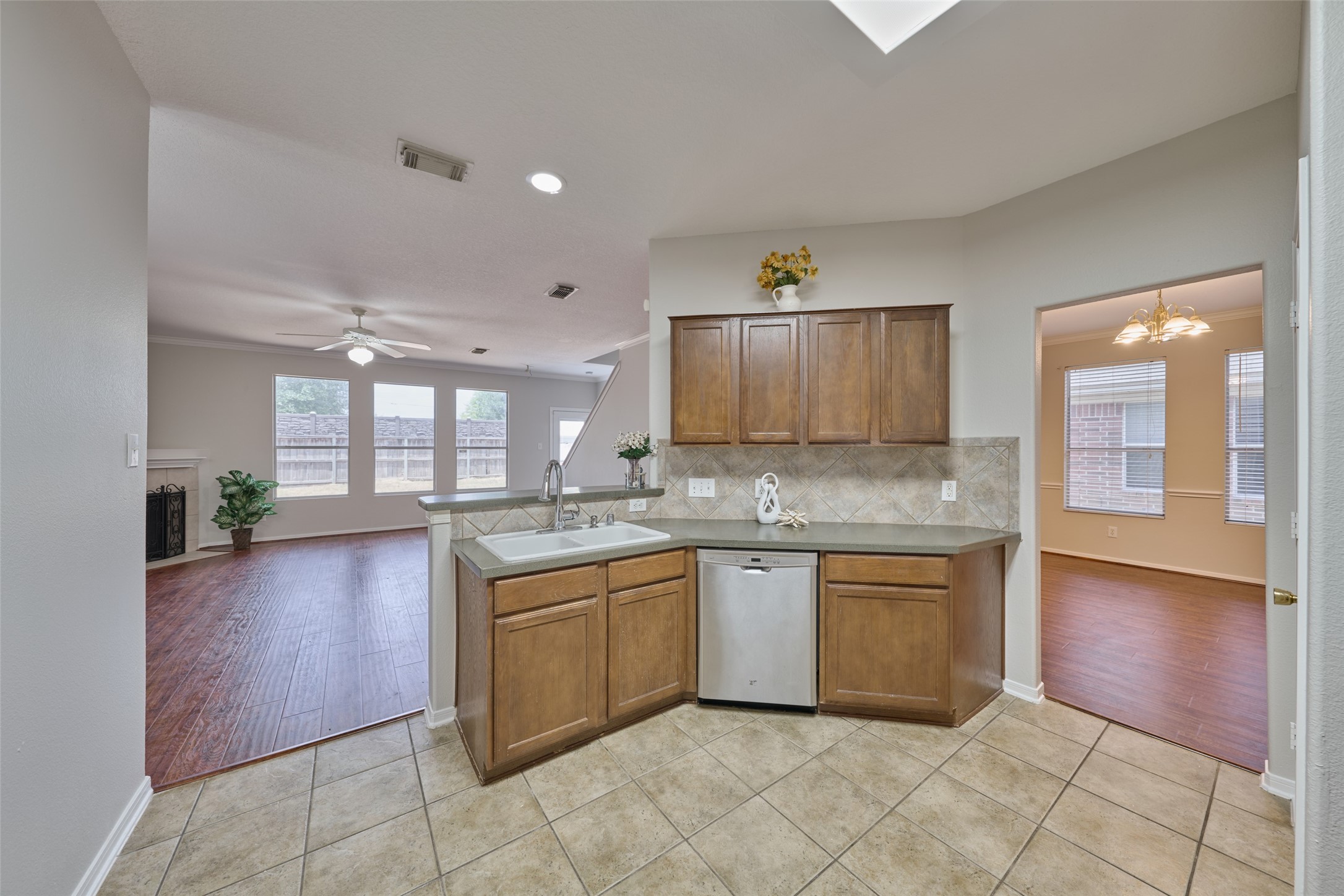 18534 Alemarble Oak Street Property Photo 38