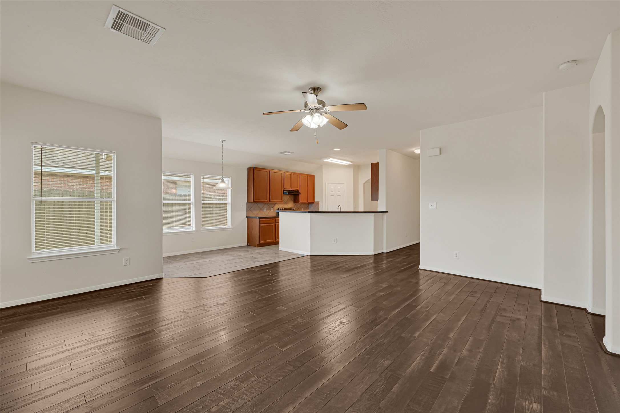 15130 Diamond Way Property Photo 12