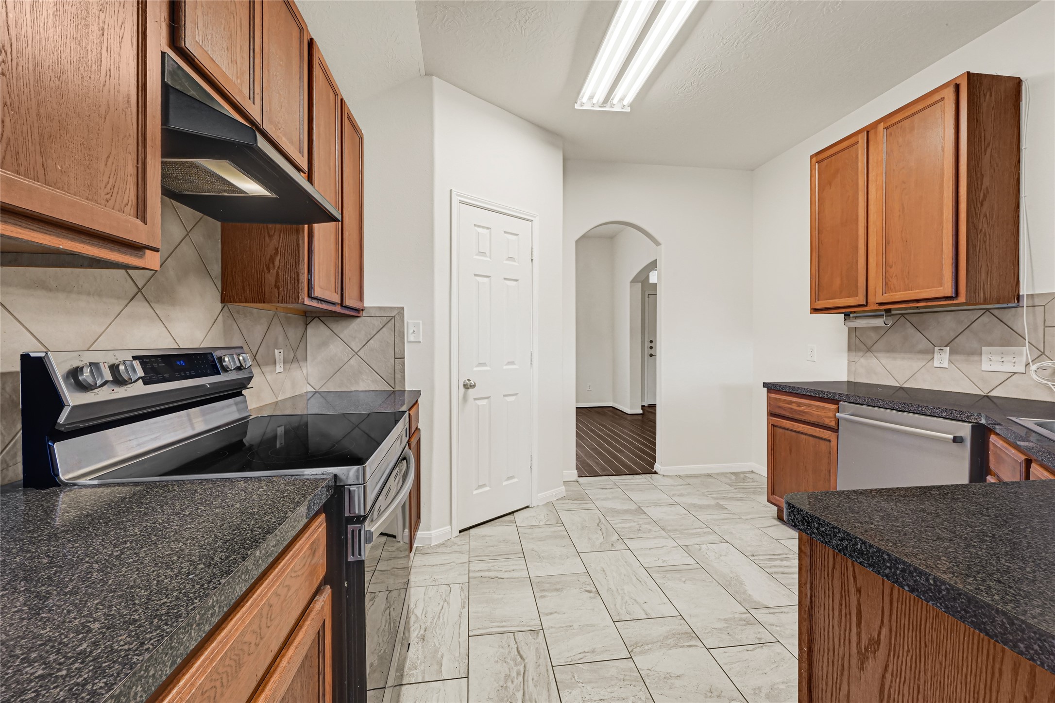 15130 Diamond Way Property Photo 16