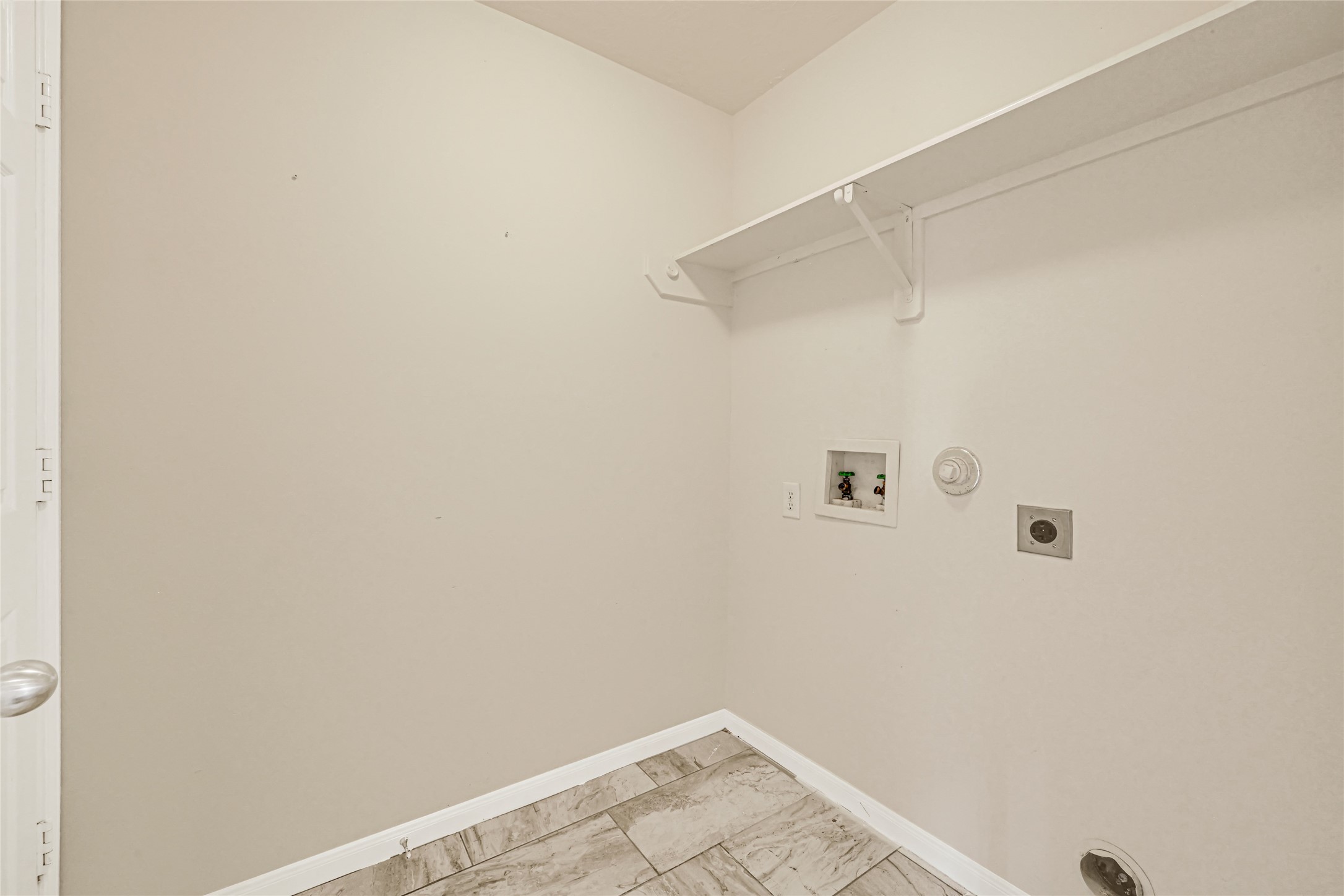 15130 Diamond Way Property Photo 18