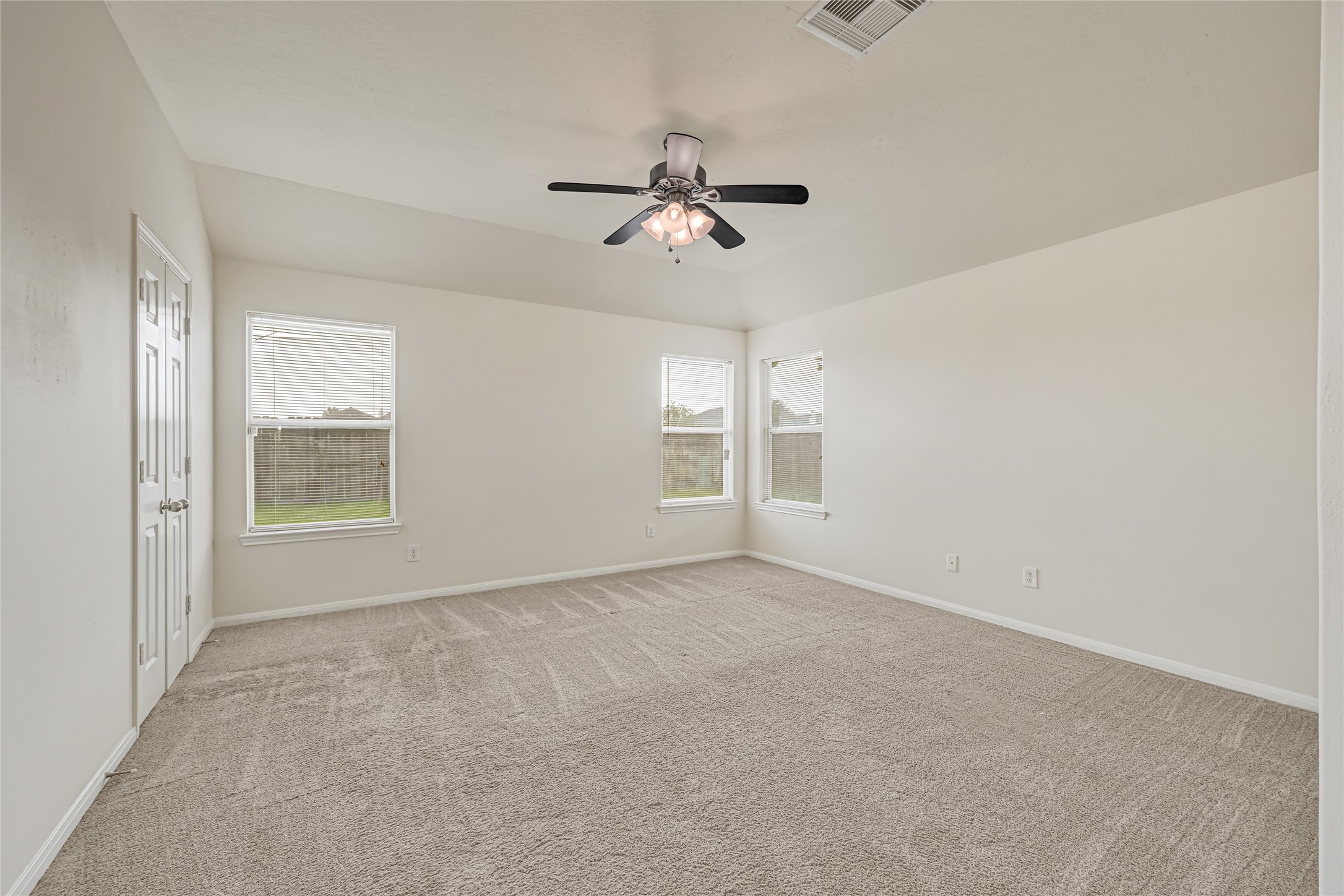 15130 Diamond Way Property Photo 22