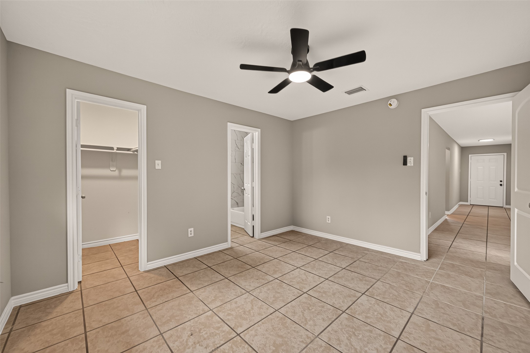 8607 Valley Forest Drive Property Photo 19