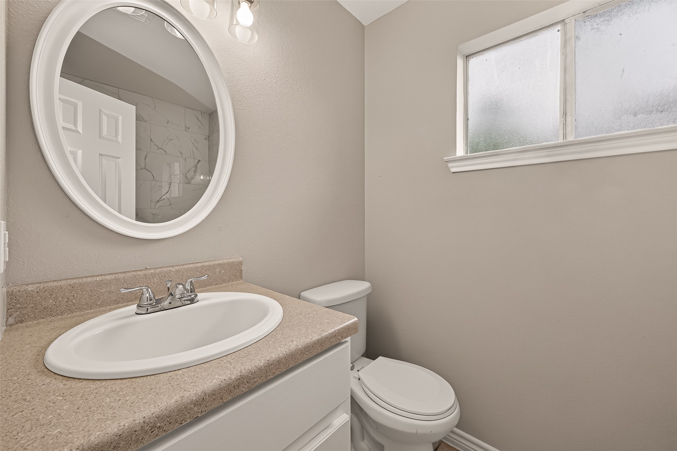 8607 Valley Forest Drive Property Photo 20