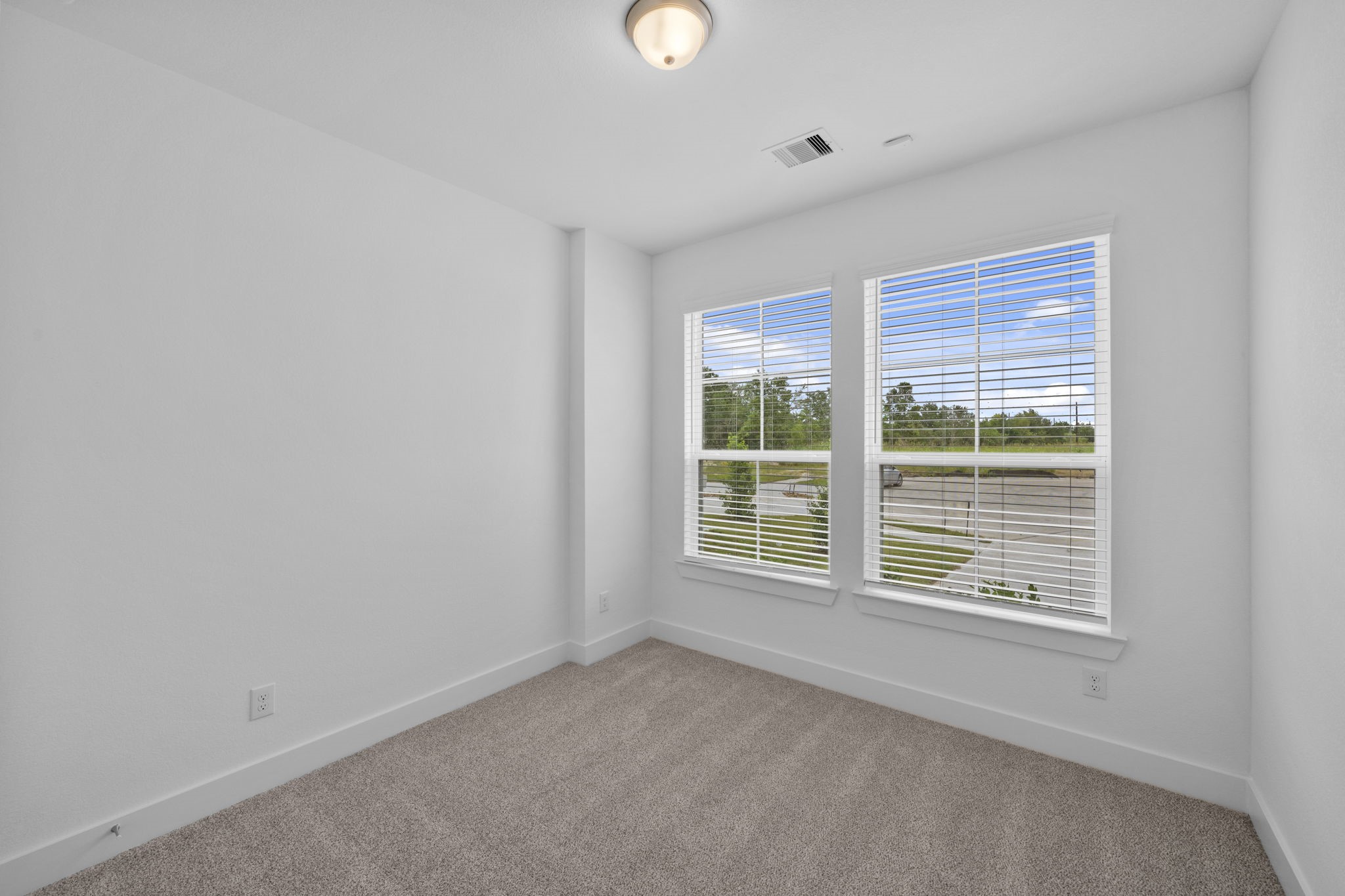 5263 Celestial Court Property Photo 4
