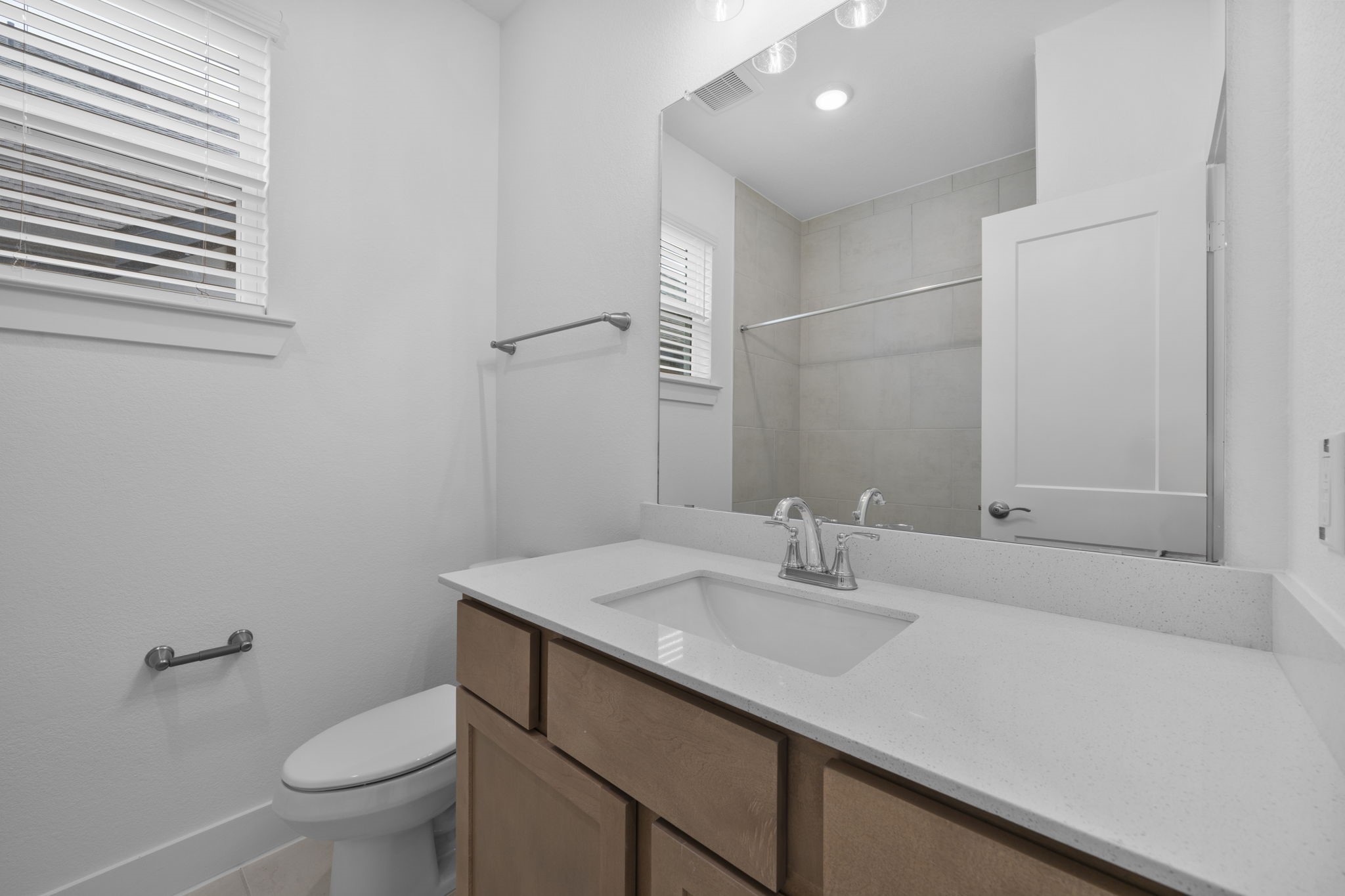 5263 Celestial Court Property Photo 6