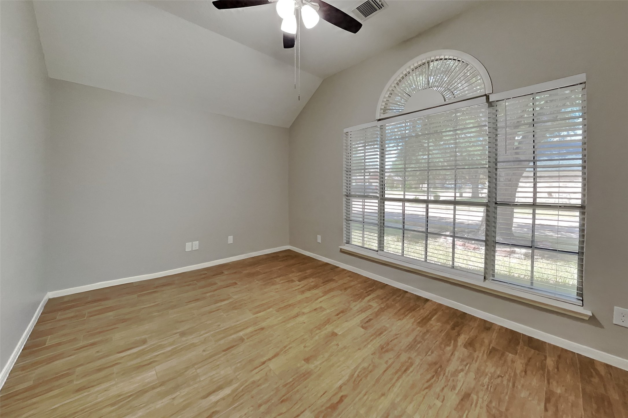 2146 Berkshire Elm Street Property Photo 14
