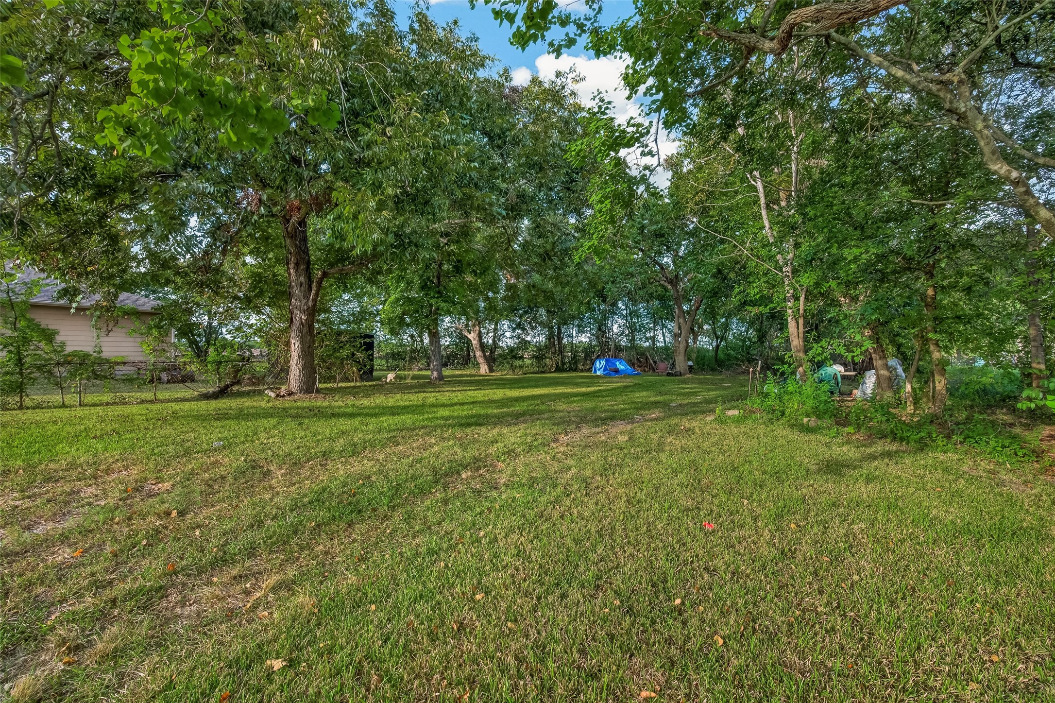 410 Bates Street Property Photo 10