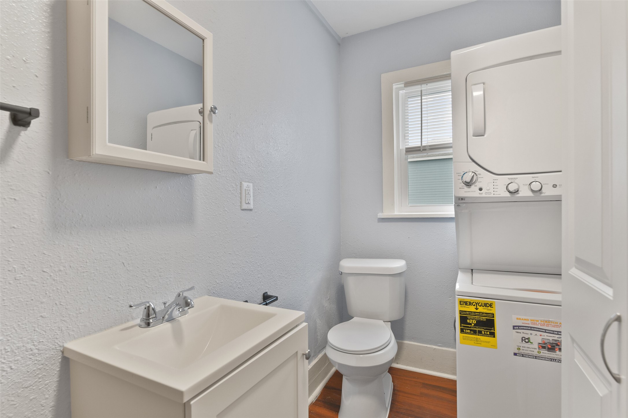909 28th Street C Property Photo 9