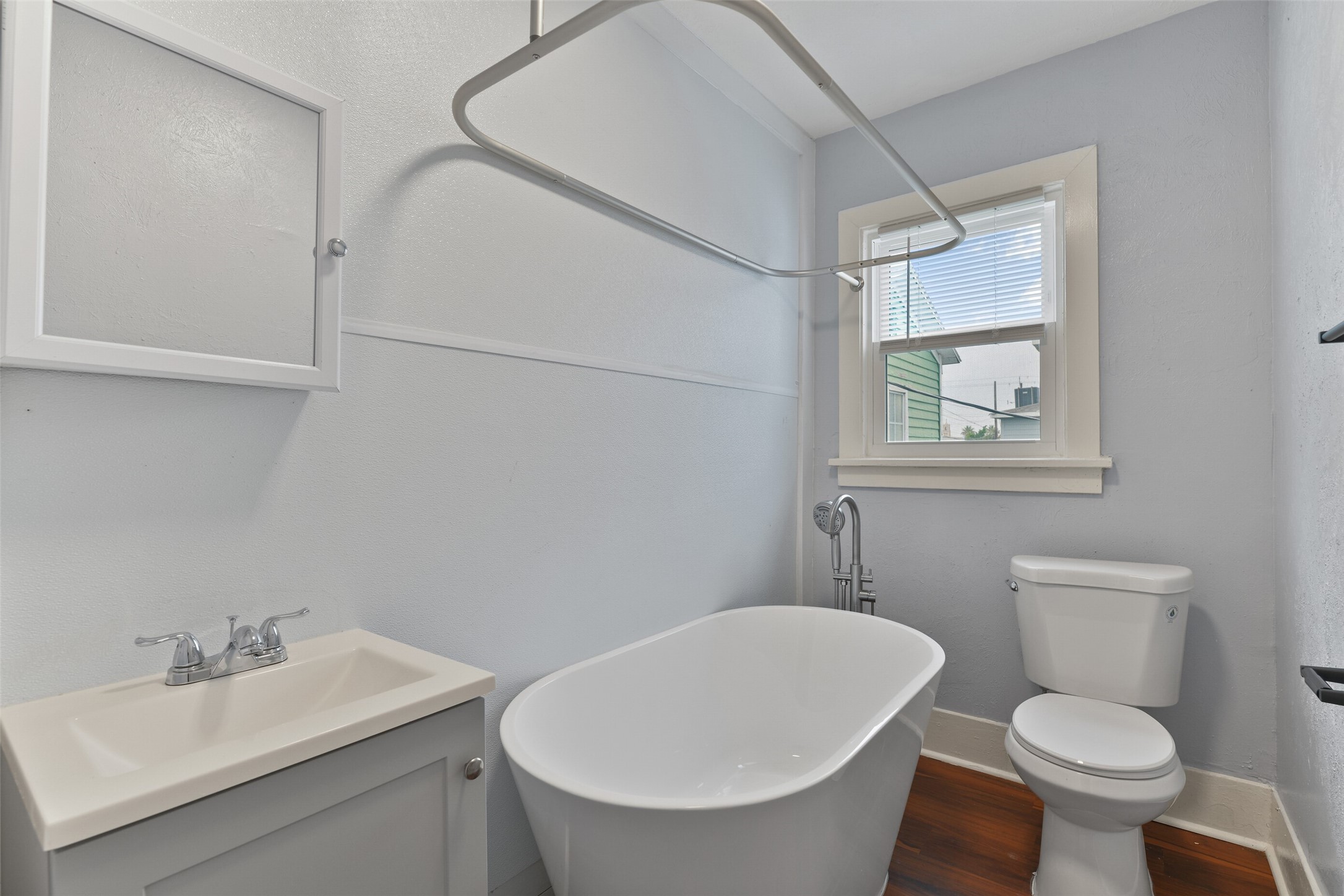 909 28th Street C Property Photo 14