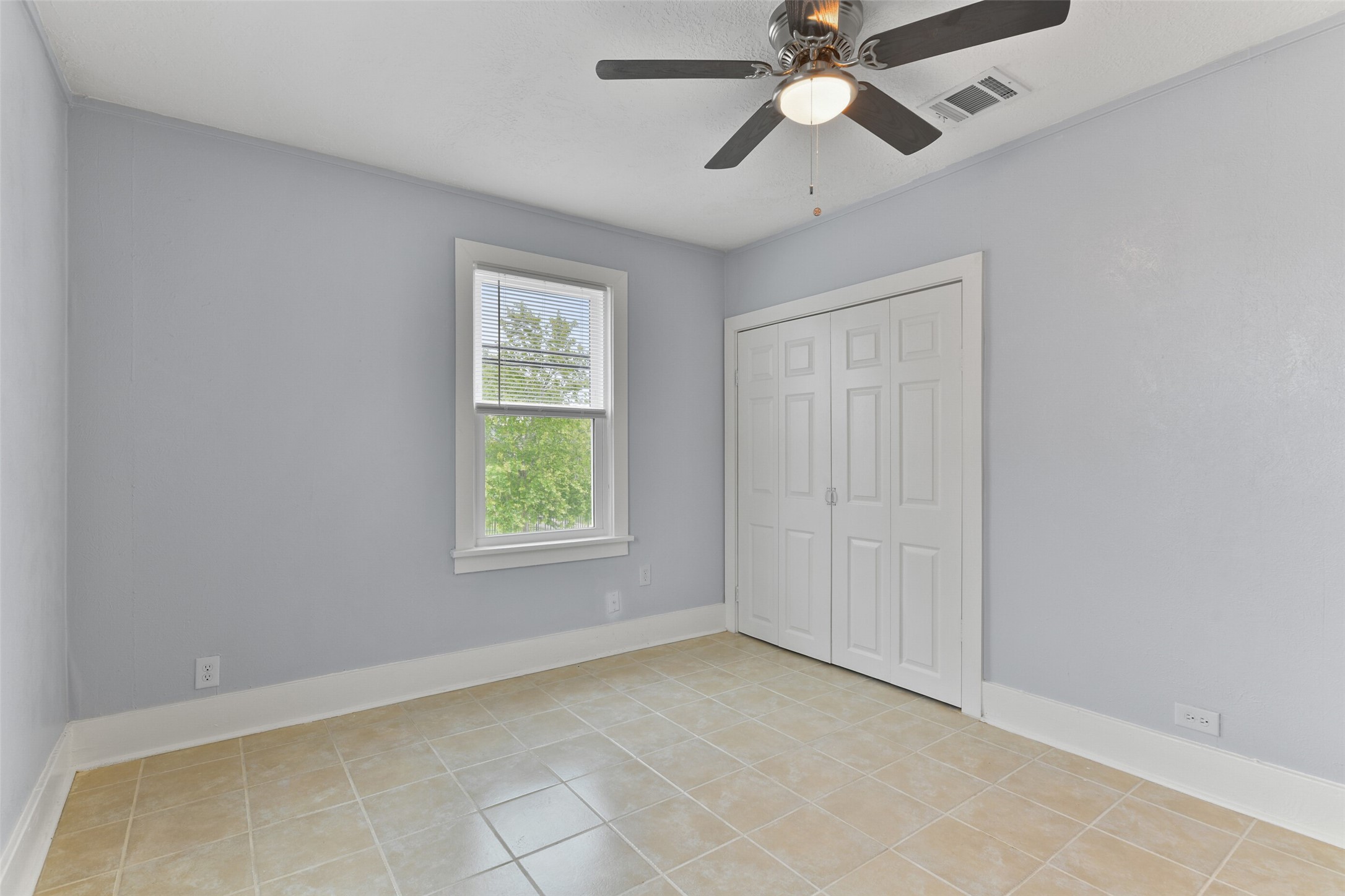 909 28th Street C Property Photo 16