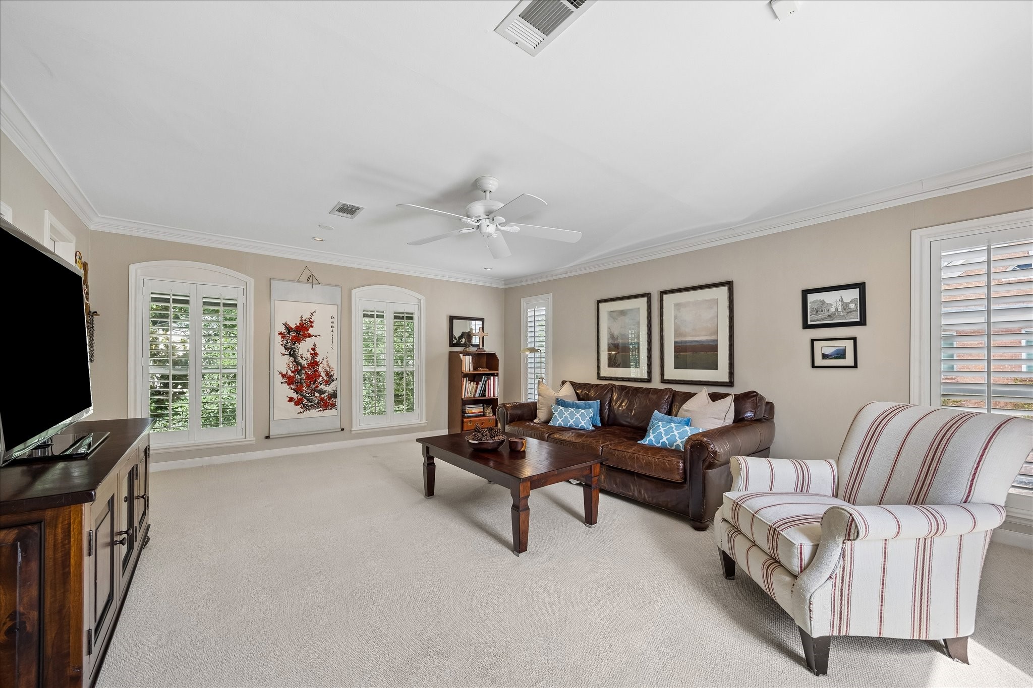 999 S Post Oak Lane Property Photo 27