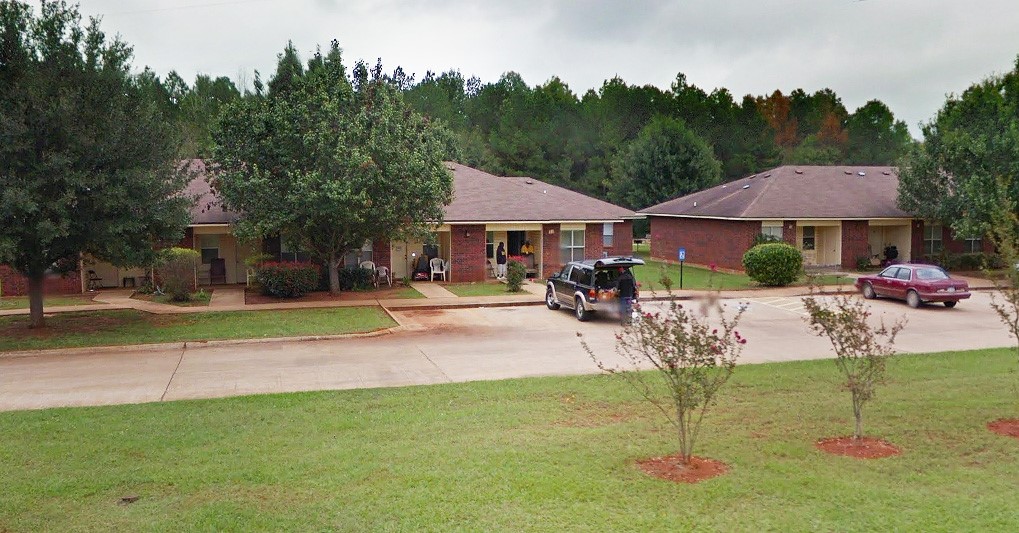1000 Desoto Drive Property Photo 1