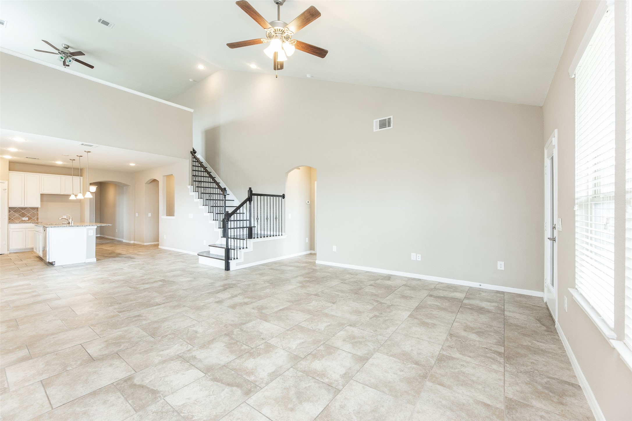5302 Silver Ledge Drive Property Photo 8